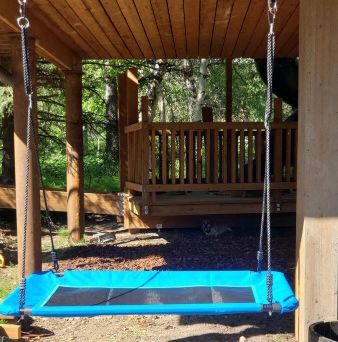 The Eagle's Nest Treehouse Cabin