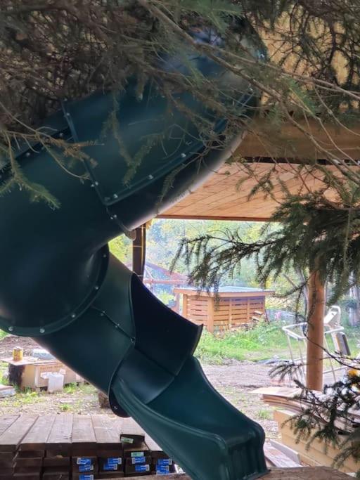 The Eagle's Nest Treehouse Cabin