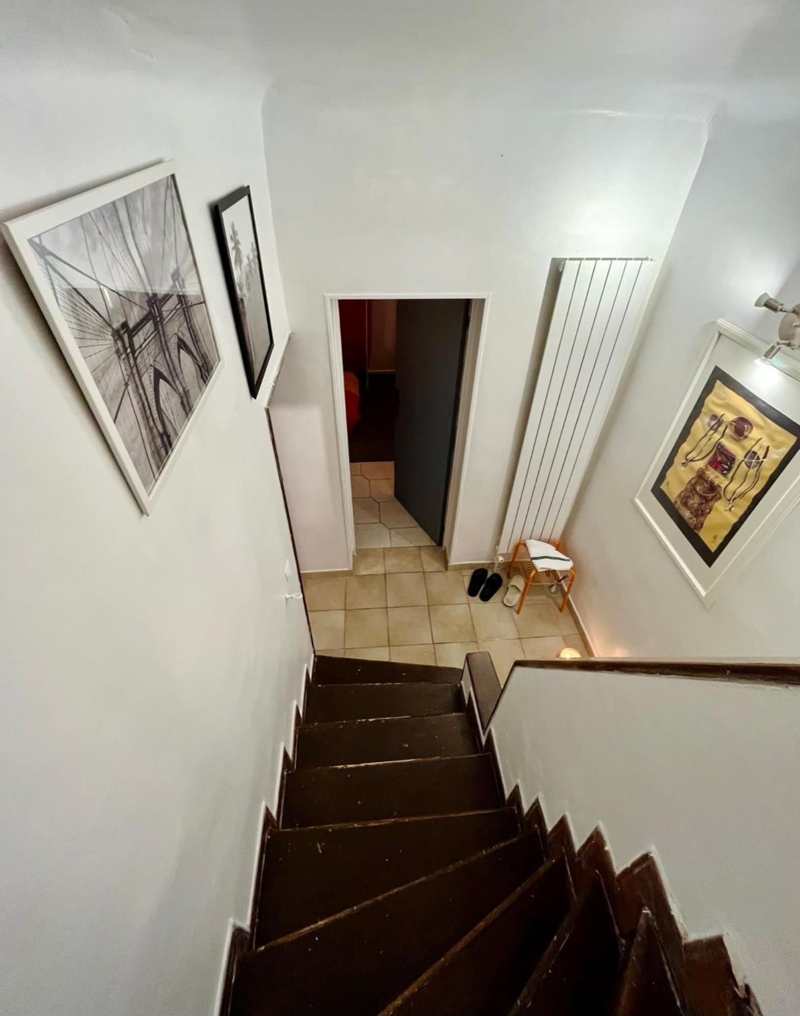 Aubervilliers maison de ville près métro 7 by immo kit bnb
