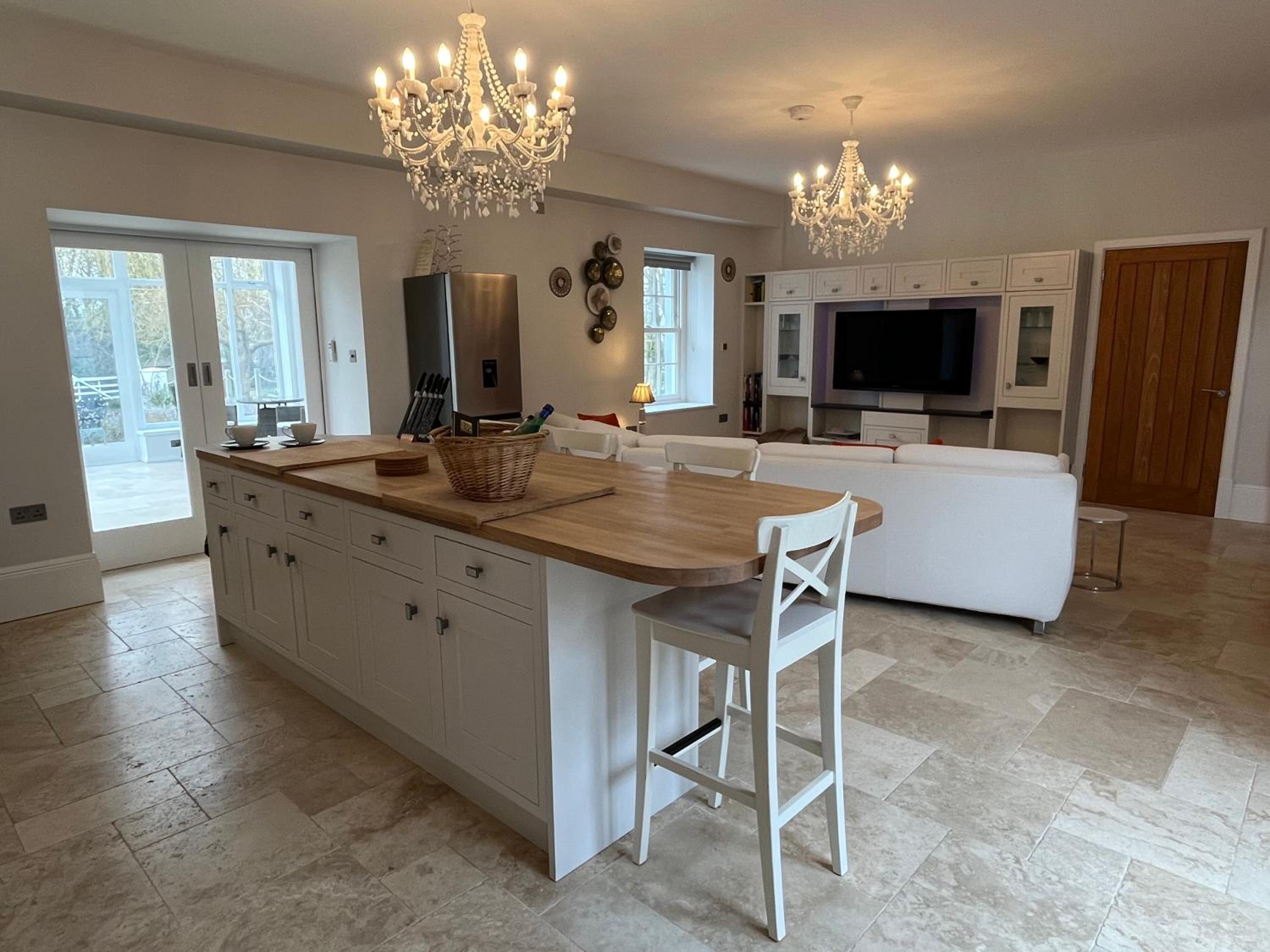 Stunning and luxurious Manor House holiday home view 2