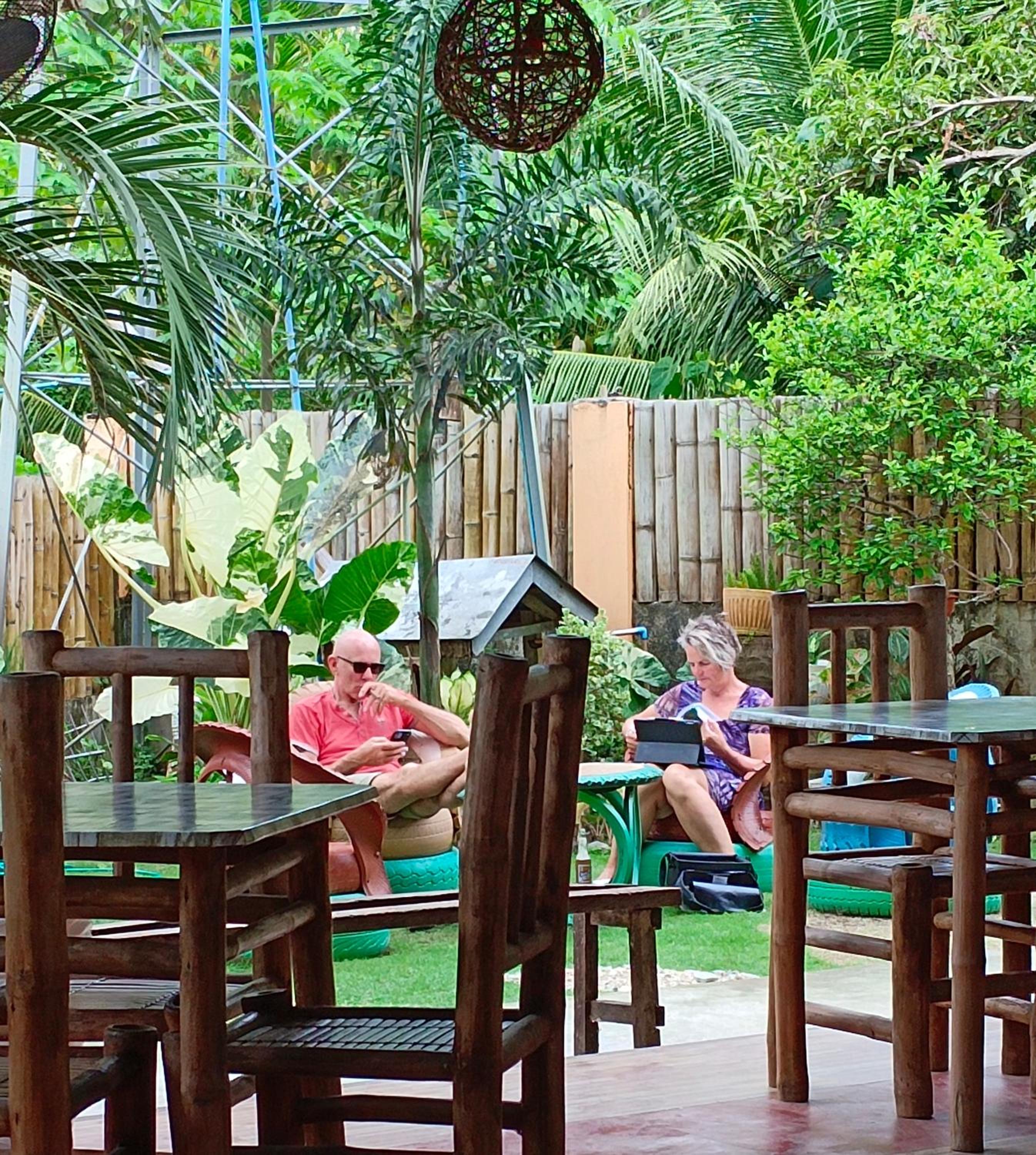 Greenhut Pension & Bar view 3