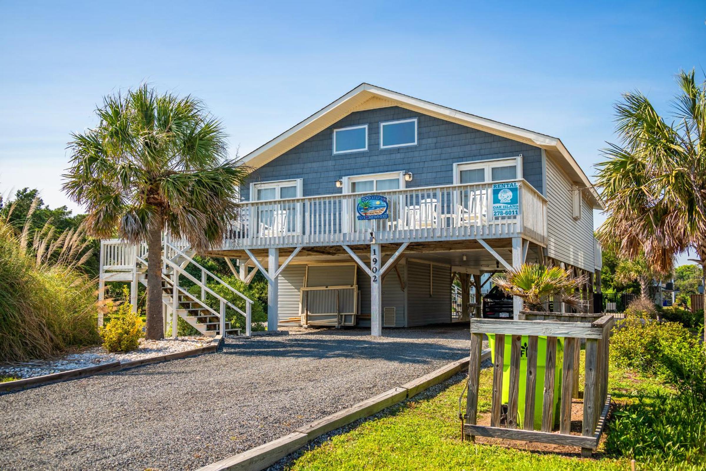 200 Steps To Somewhere by Oak Island Accommodations view 3