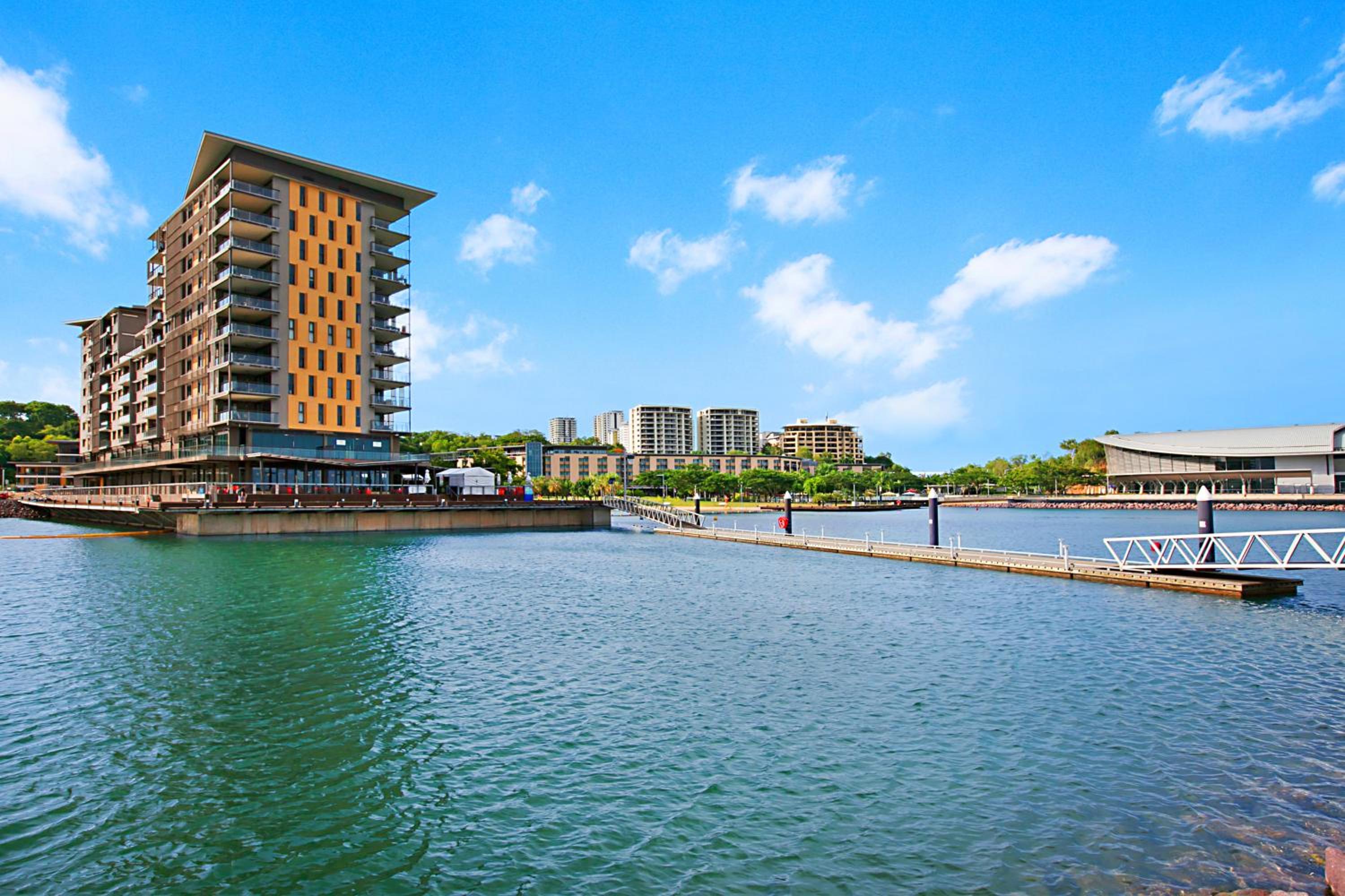 Saltwater Suites - Waterfront Apartments