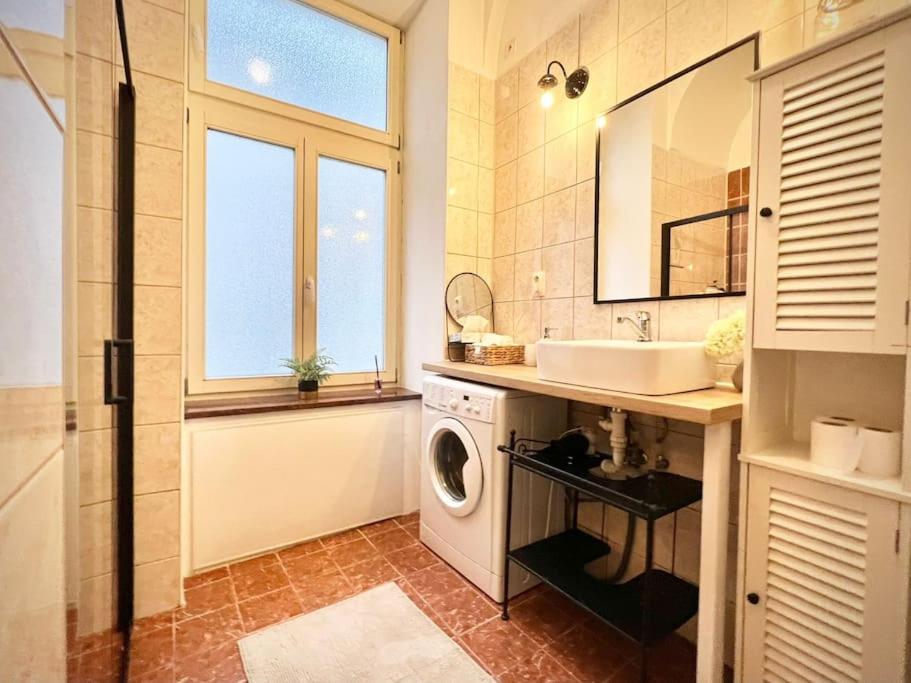 Elegant Apartment on Hlavná Košice view 5