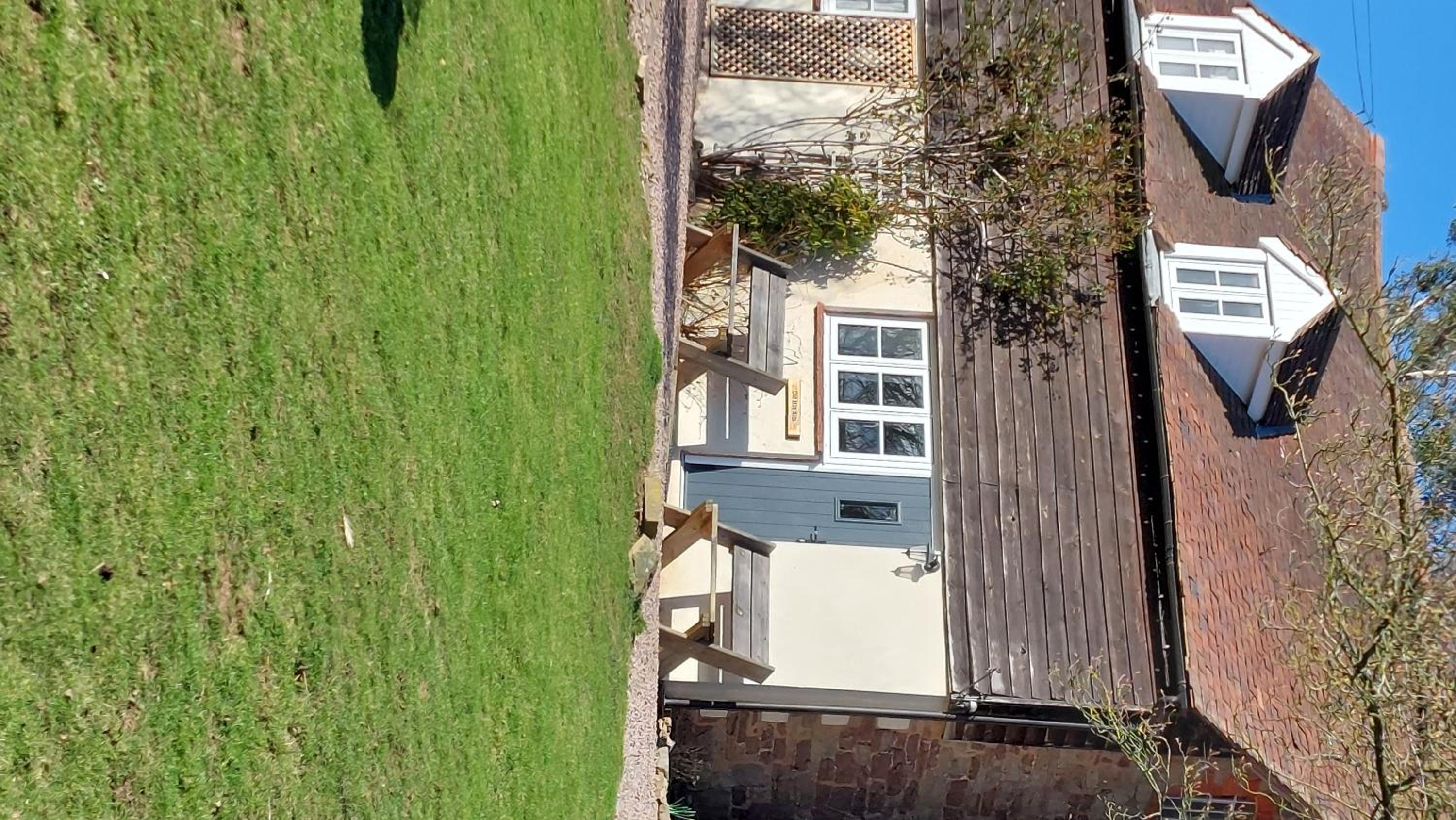 Whitewells Farm Cottages - 7 exceptionally well appointed pet friendly barn conversions set in 10 acres of gardens, fields and woodland suitable from 2 to 
