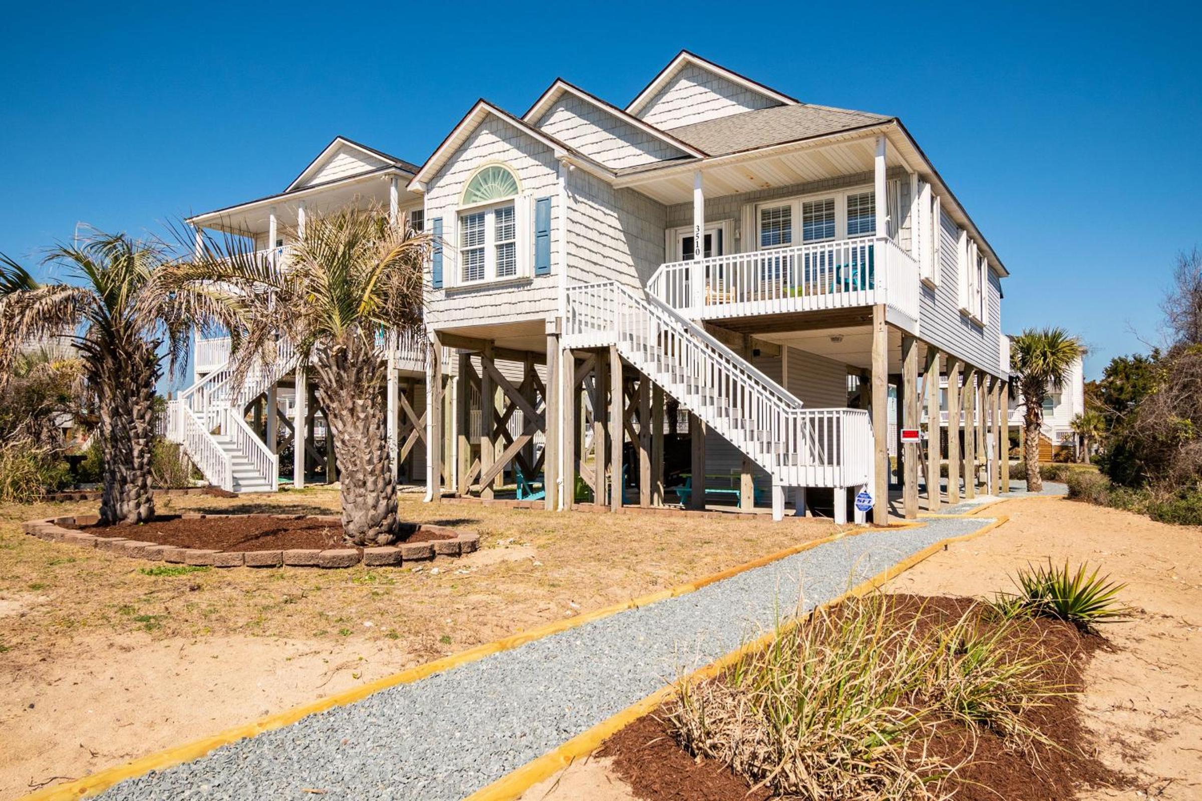 Sea Glass by Oak Island Accommodations view 2
