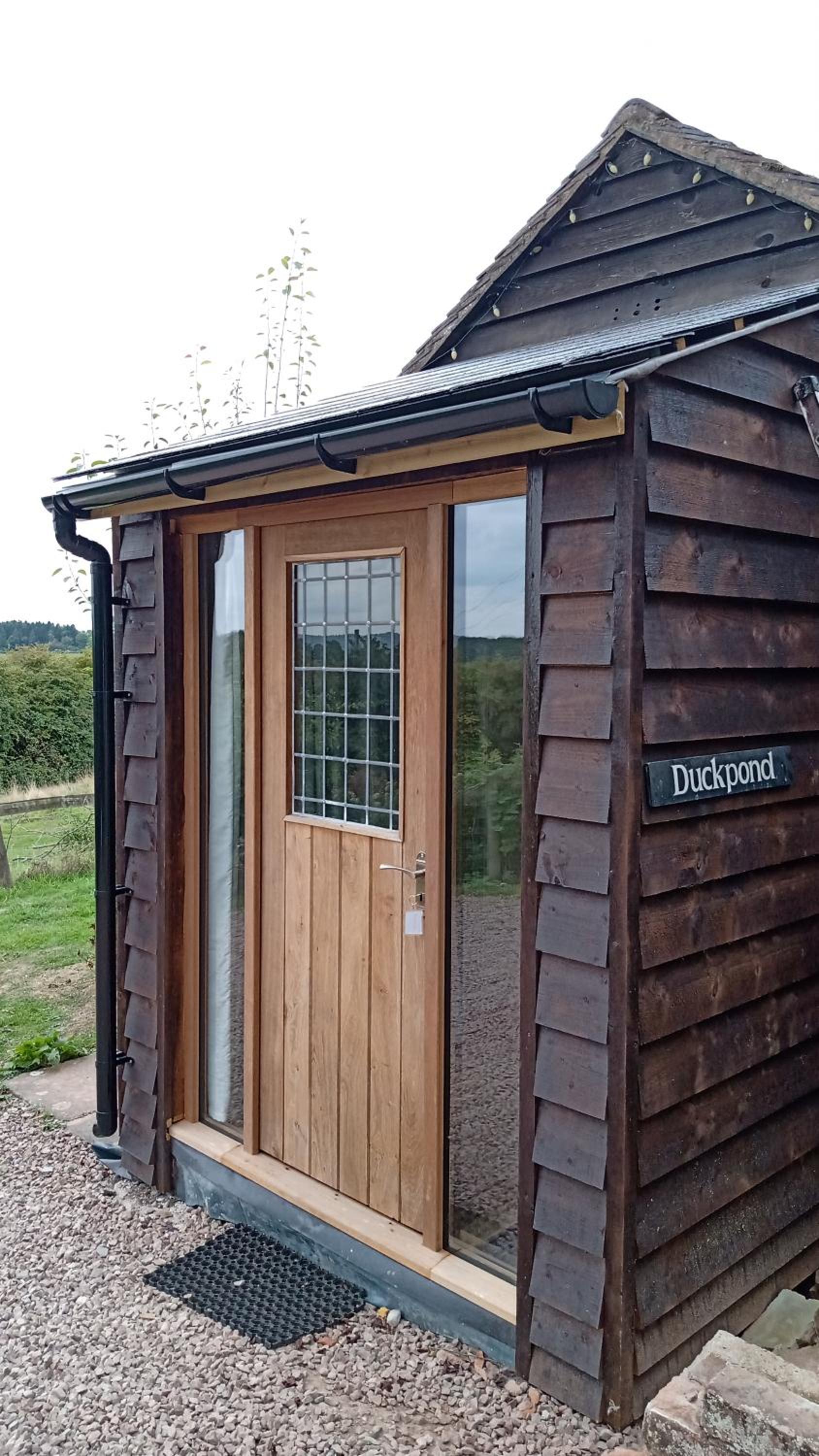 Whitewells Farm Cottages - 7 exceptionally well appointed pet friendly barn conversions set in 10 acres of gardens, fields and woodland suitable from 2 to 