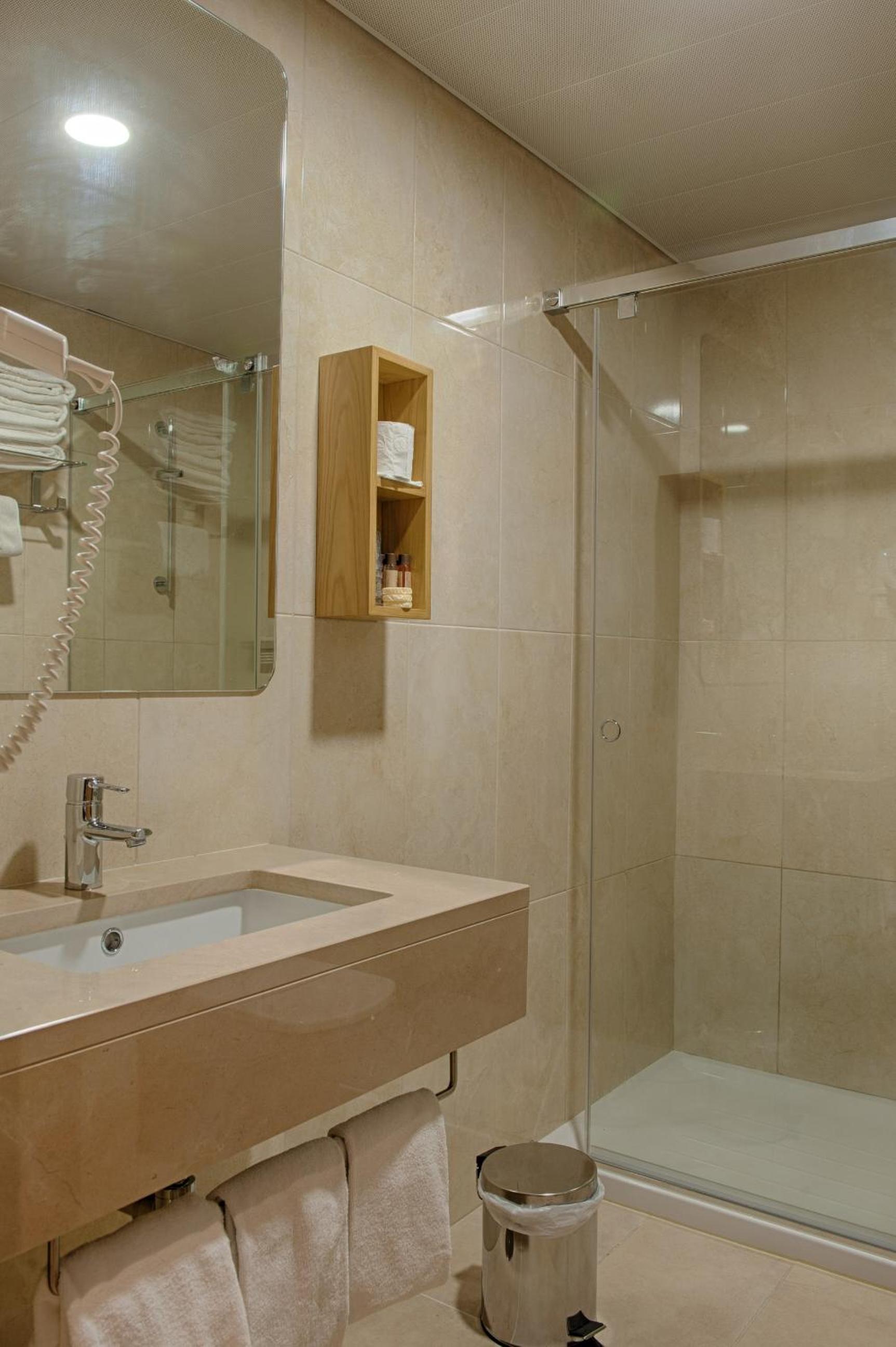 Coimbra Vacations - Hotel Oslo - Property Image 7