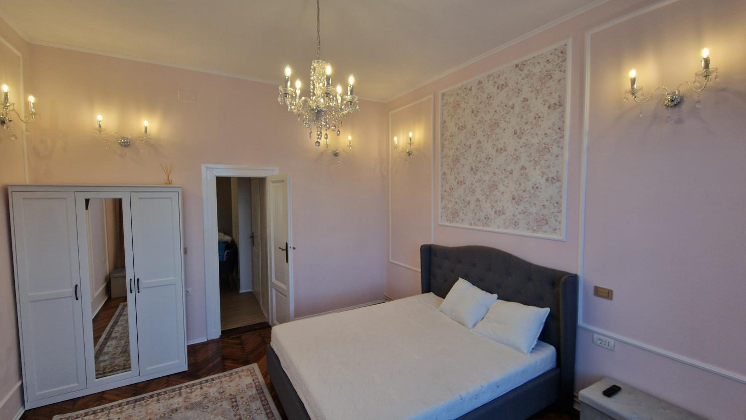 UVS Central Luxury Apartment