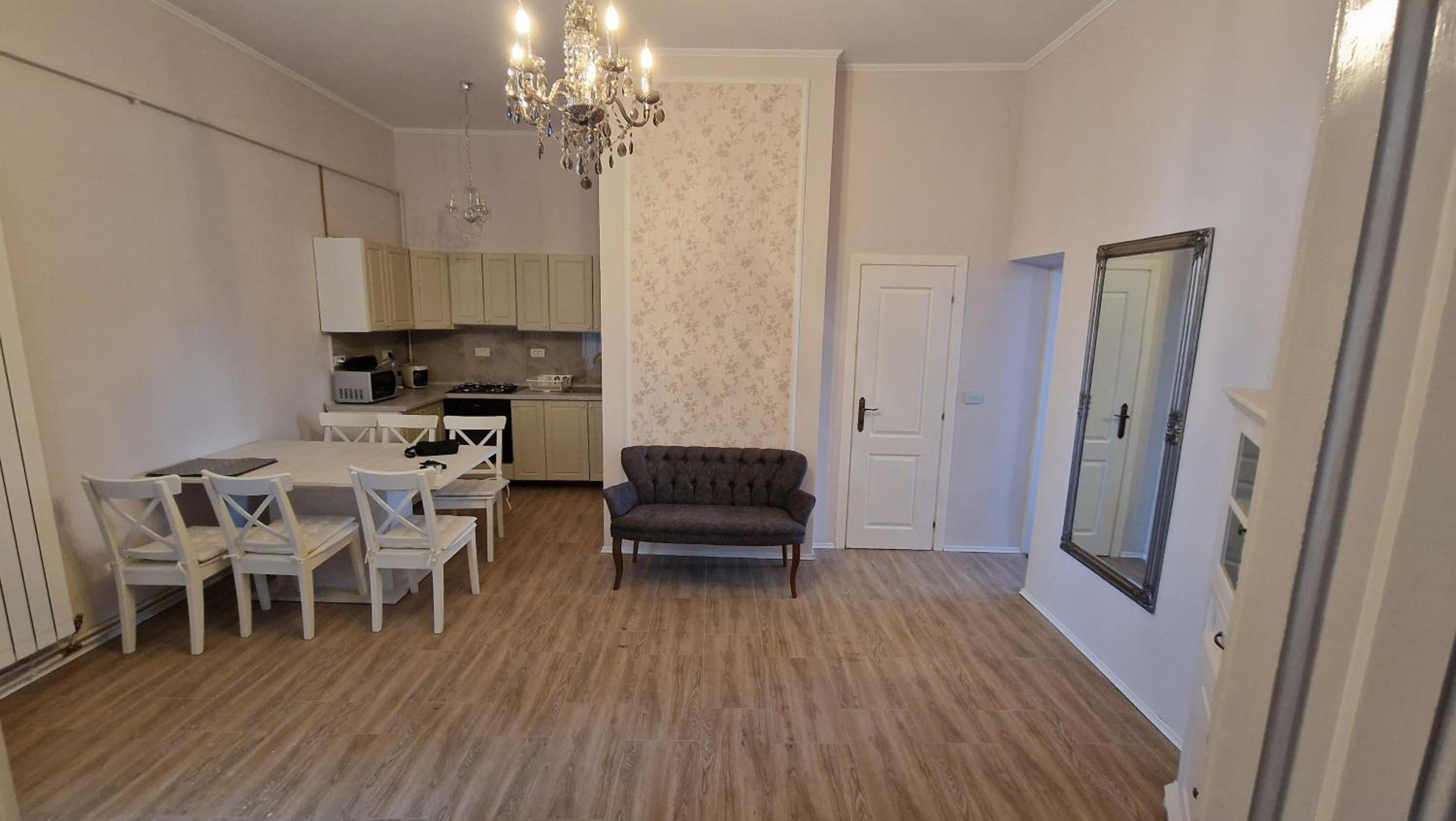 UVS Central Luxury Apartment