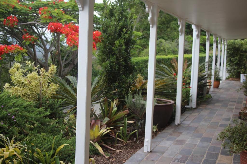 Highwood Park B&B Guest Lodge view 5