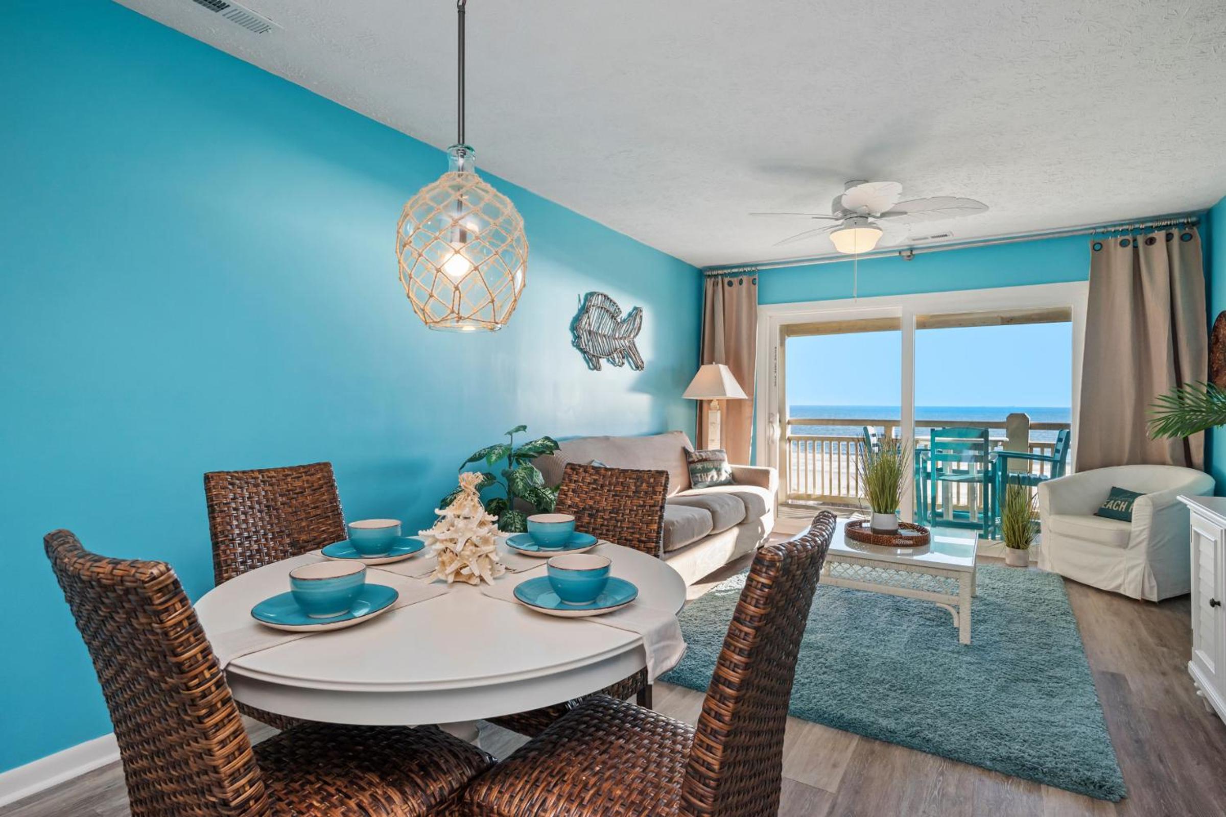 Changing Tides by Oak Island Accommodations