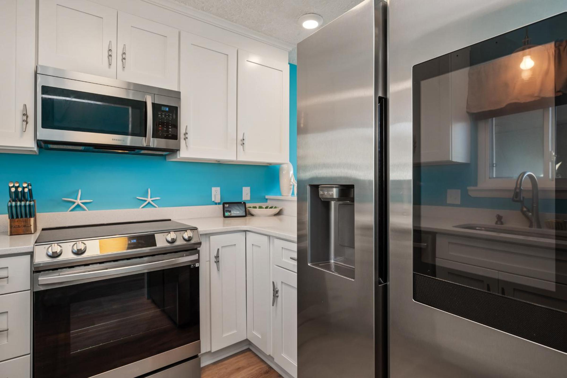 Changing Tides by Oak Island Accommodations