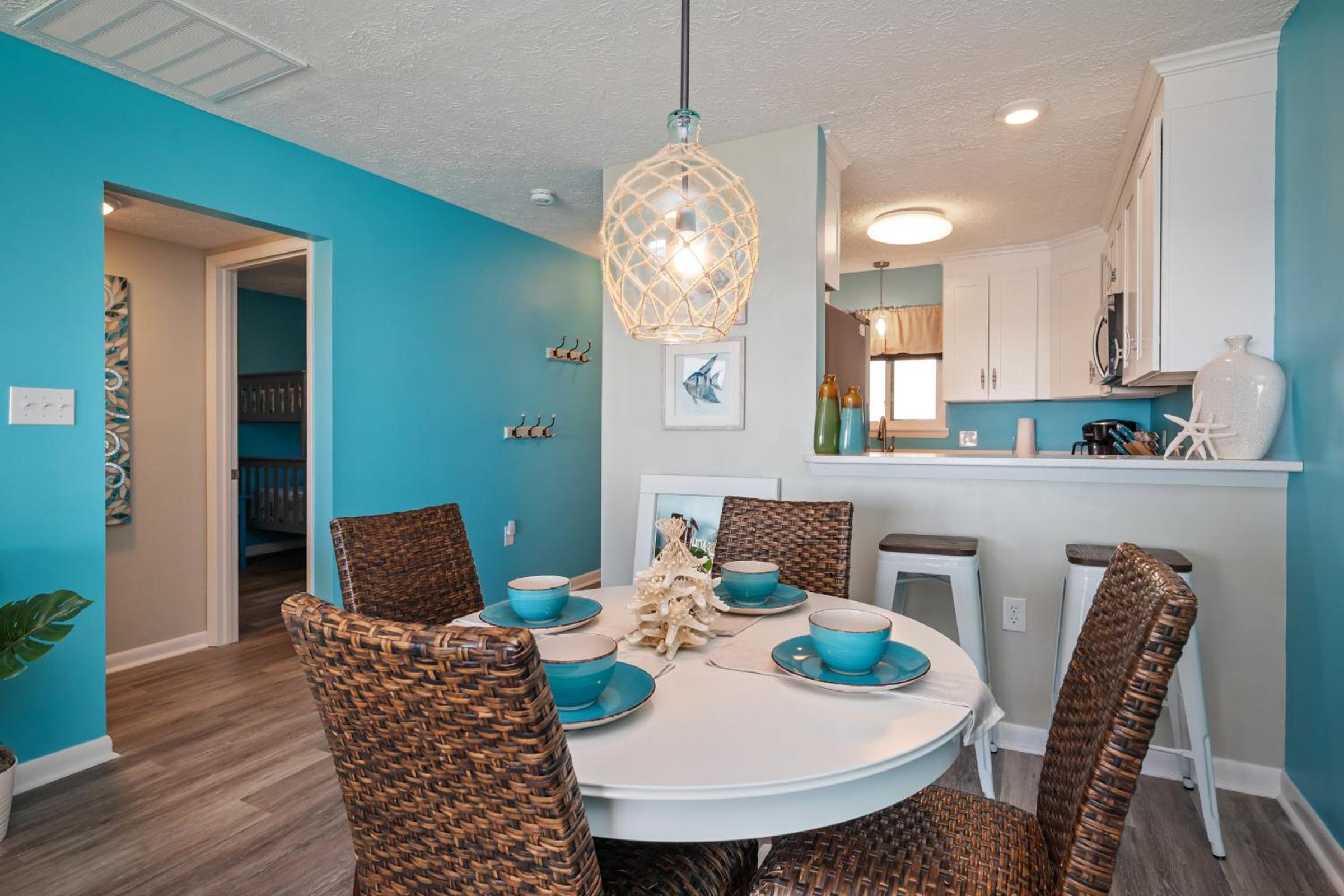 Changing Tides by Oak Island Accommodations
