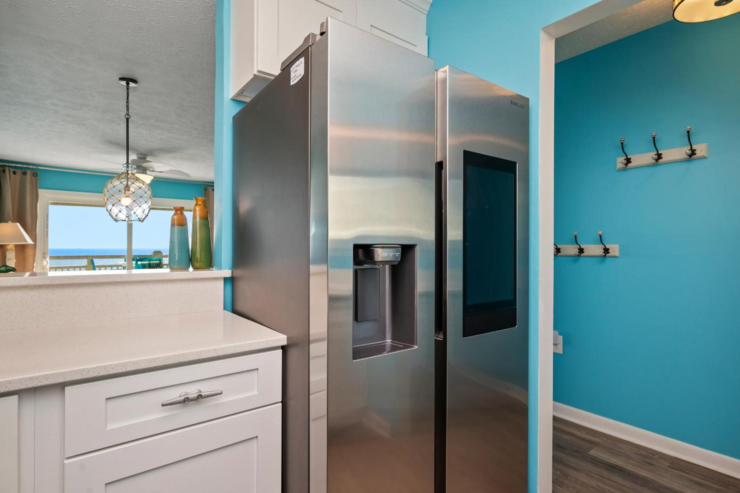 Changing Tides by Oak Island Accommodations