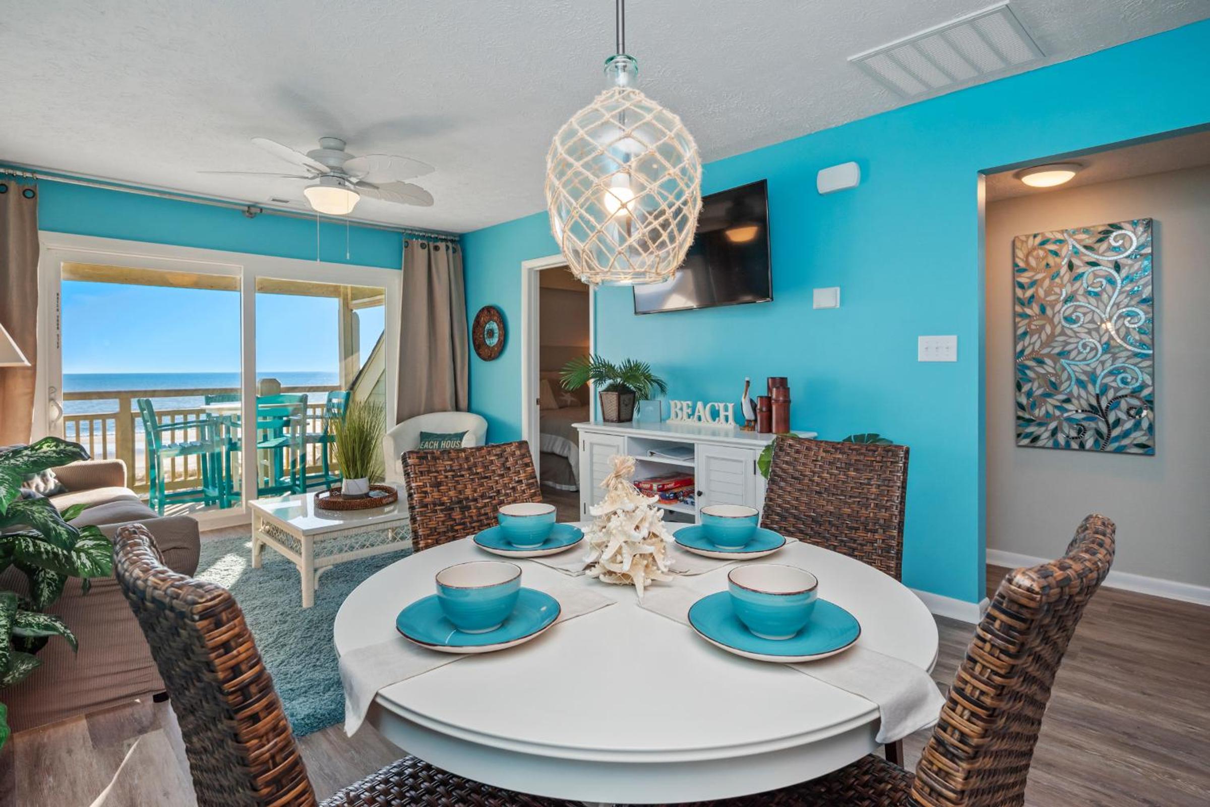 Changing Tides by Oak Island Accommodations