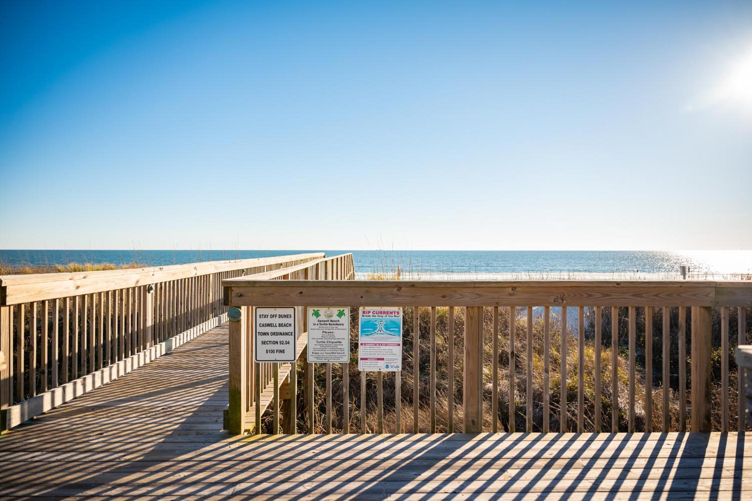 Changing Tides by Oak Island Accommodations