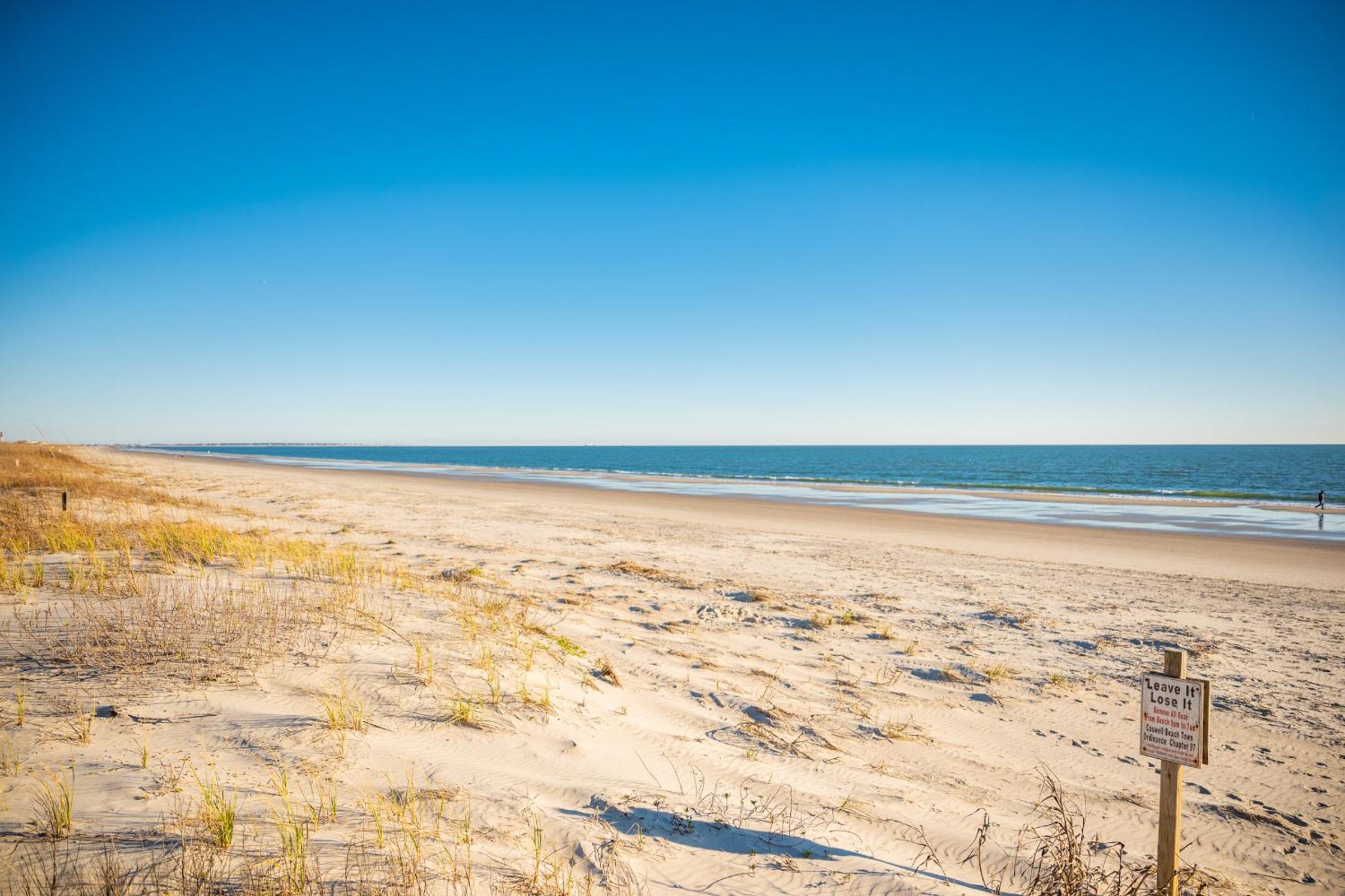 Changing Tides by Oak Island Accommodations