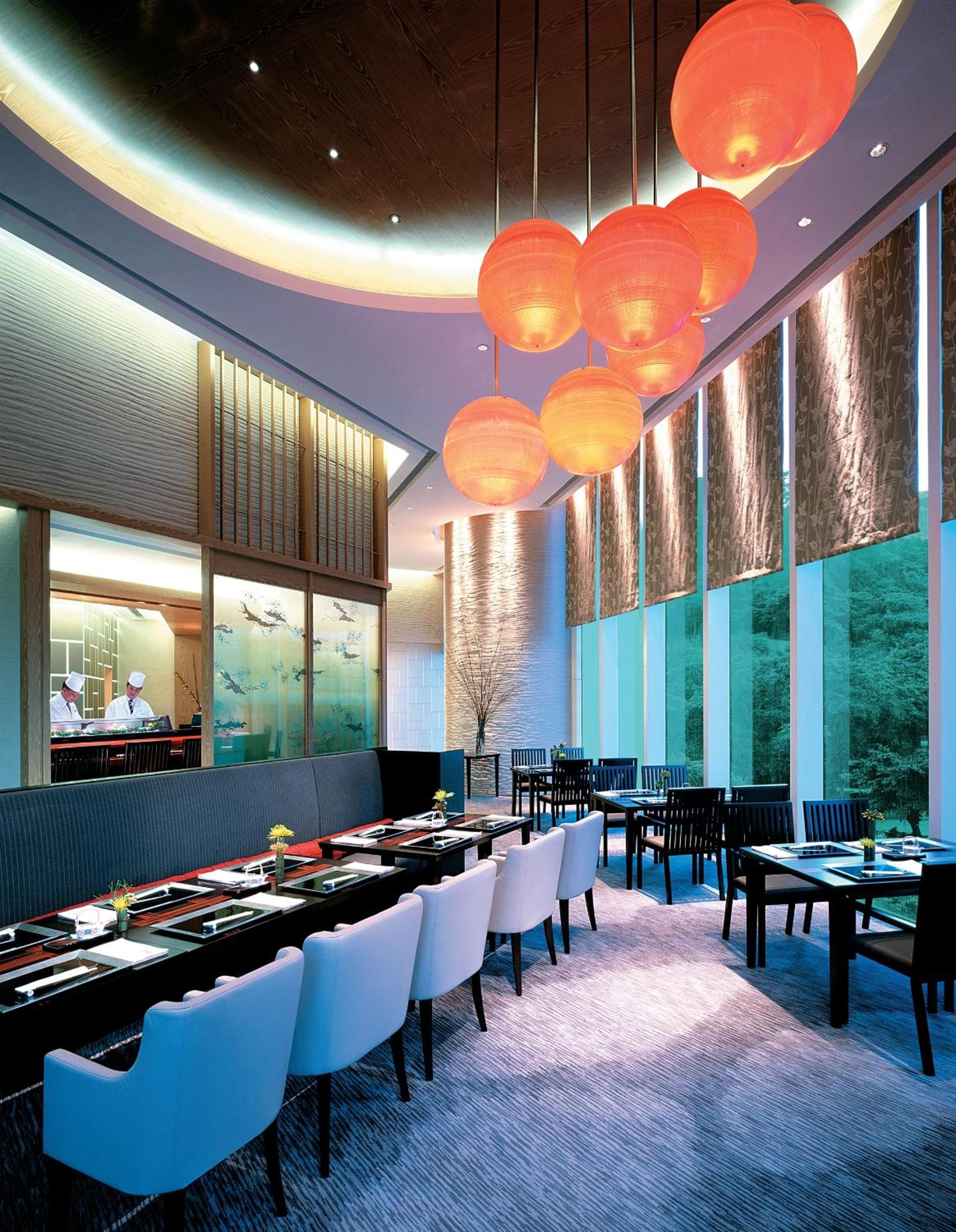 Island Shangri-La, Hong Kong