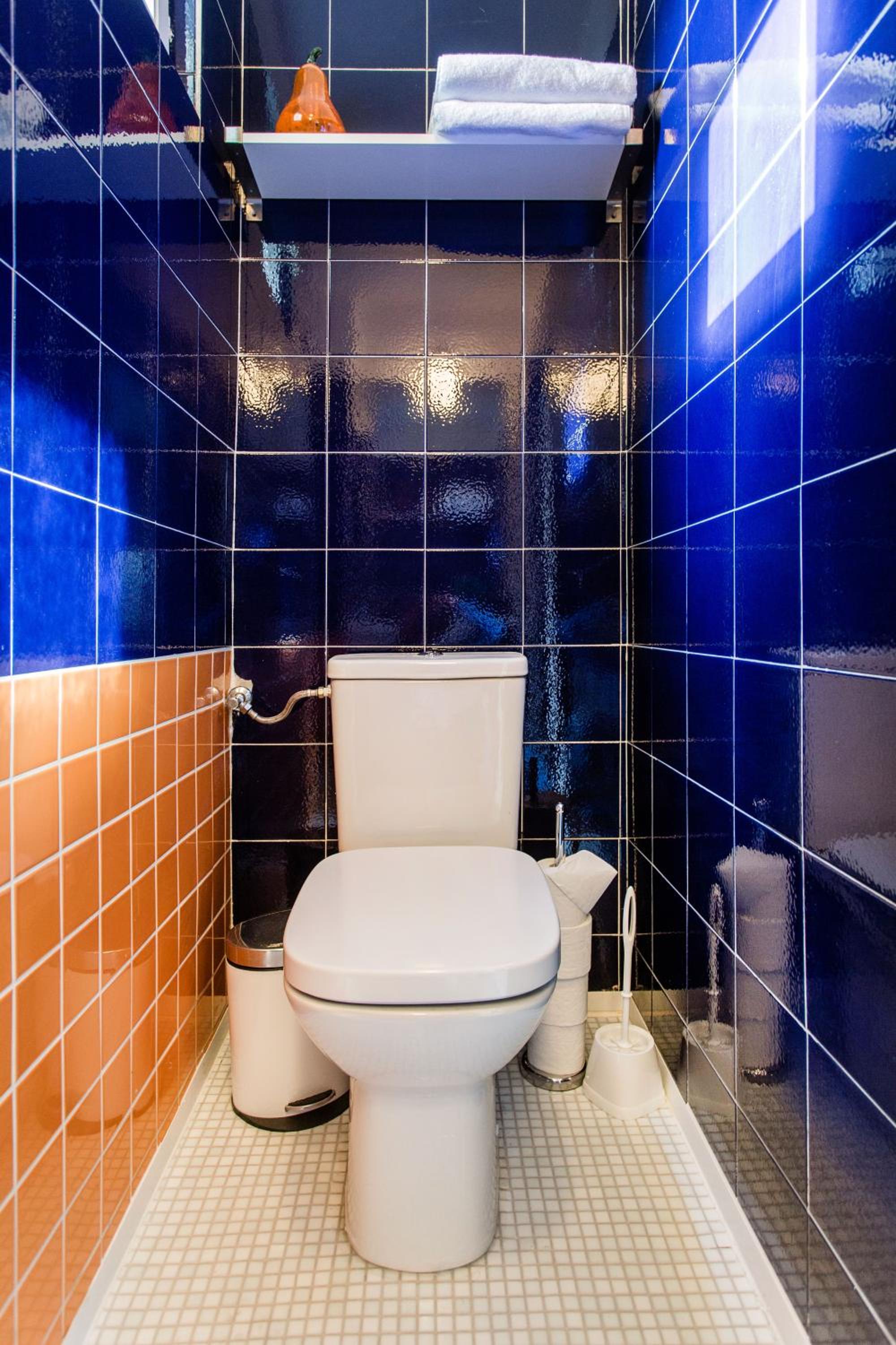 Cecile's Central, Gastro str, WIFI, 2 bed and 2 bathrooms view 4