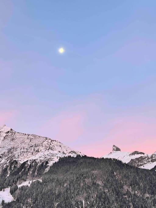 Apartment in Wengen - Amazing views, centrally located by train station