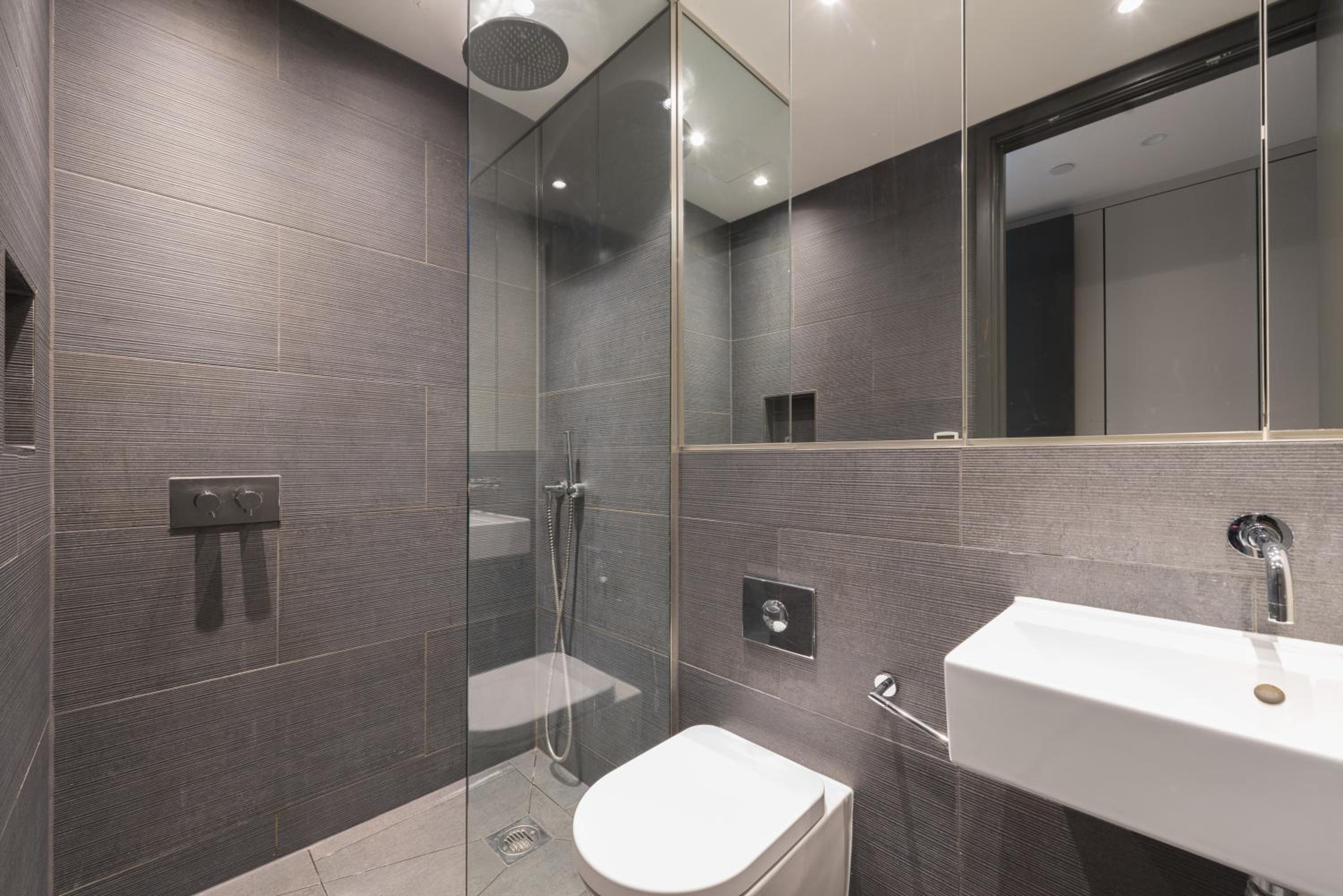 New Build-Air Con-2 Bedroom-Two Bathrooms Apt 3