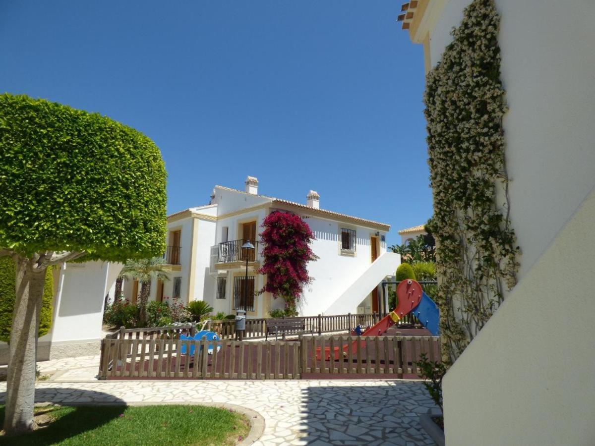 La Casita Blanca