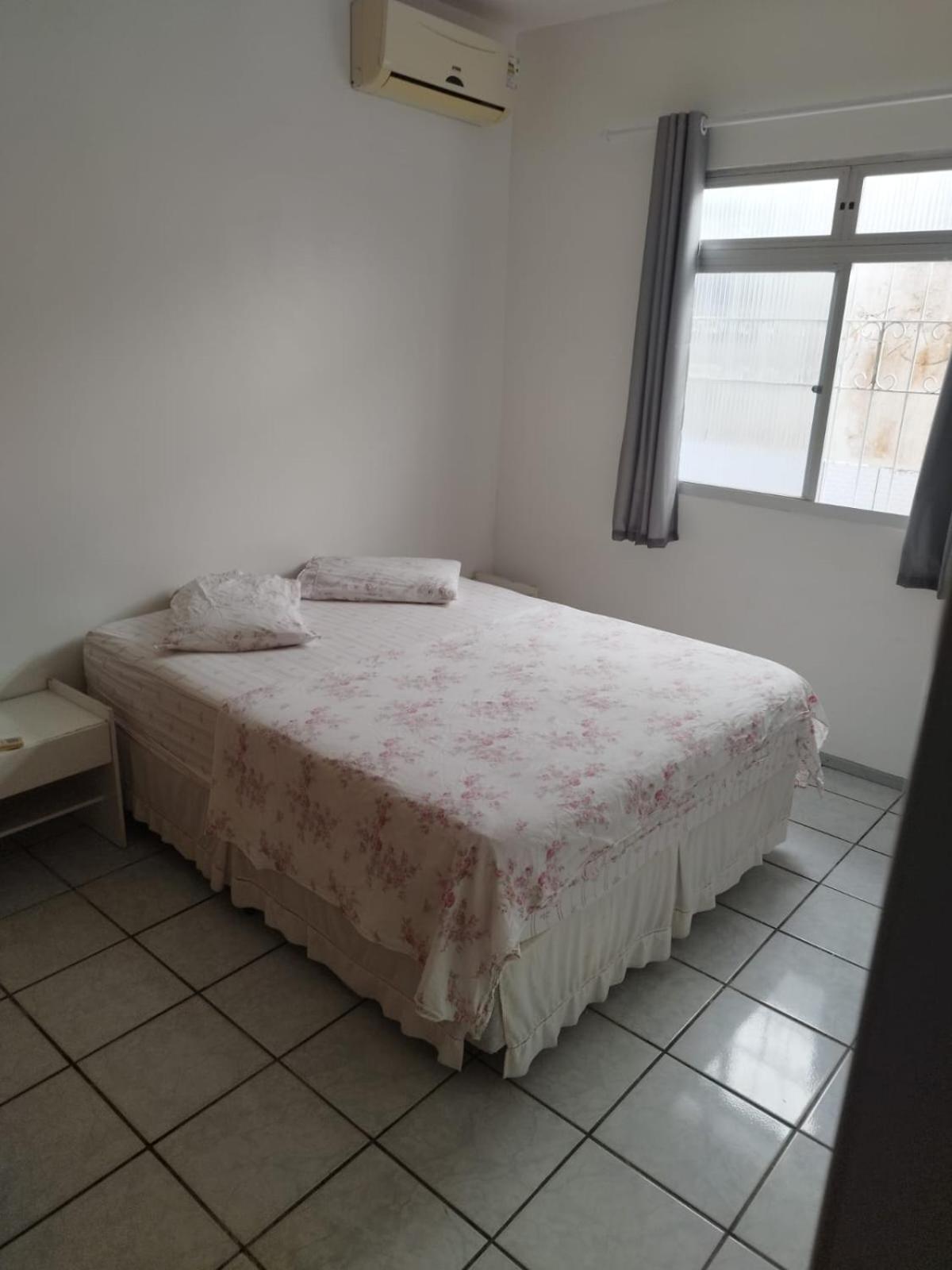 Casa tranquila com Churrasqueira - Barra da Lagoa