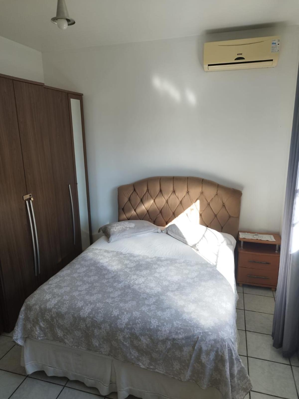 Casa tranquila com Churrasqueira - Barra da Lagoa