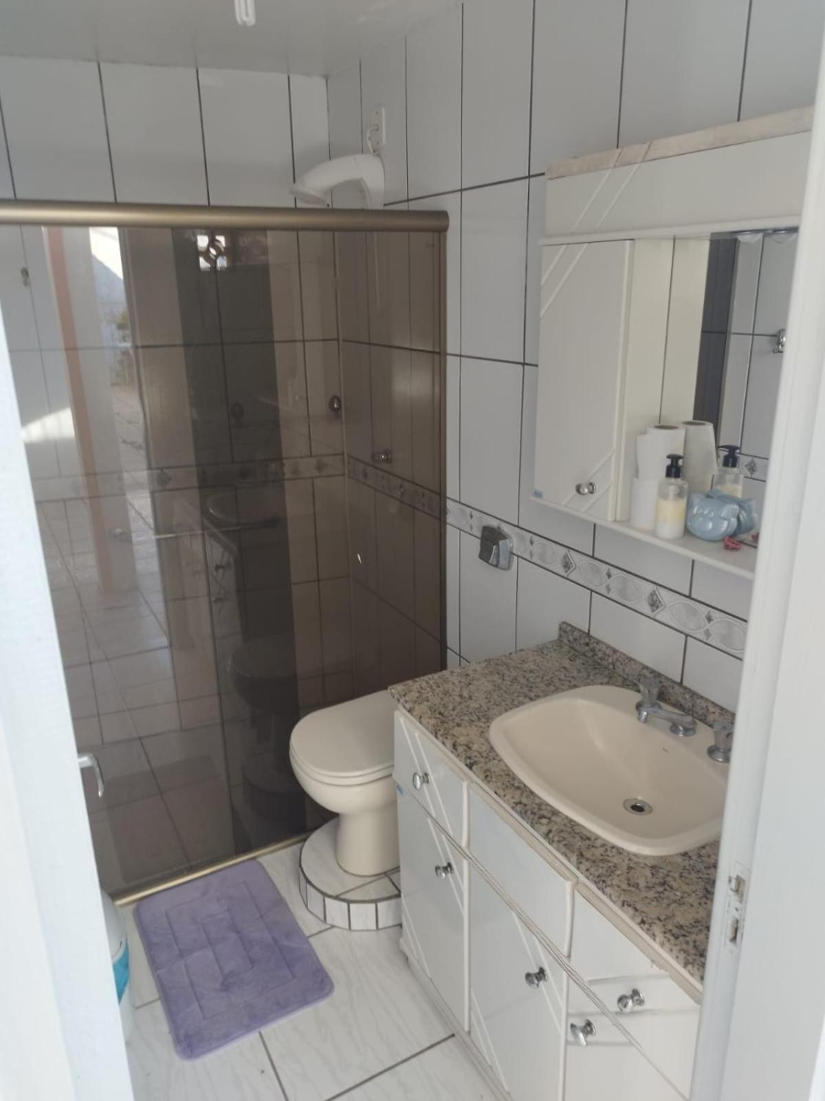 Casa tranquila com Churrasqueira - Barra da Lagoa