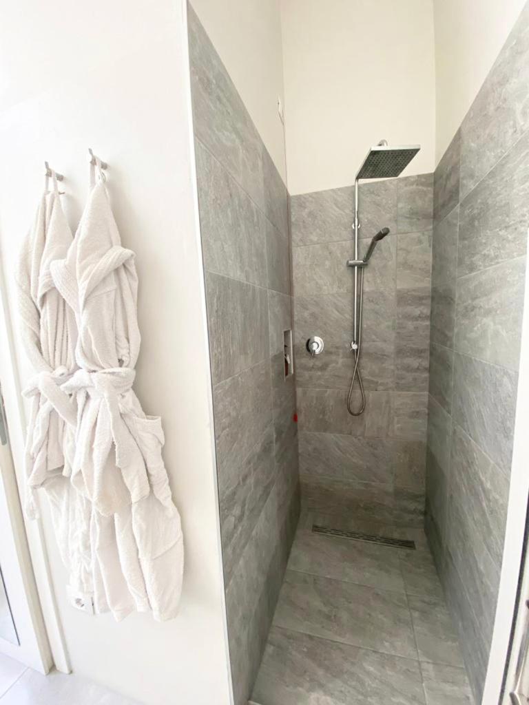 Fra Cielo e Mare Boutique Rooms
