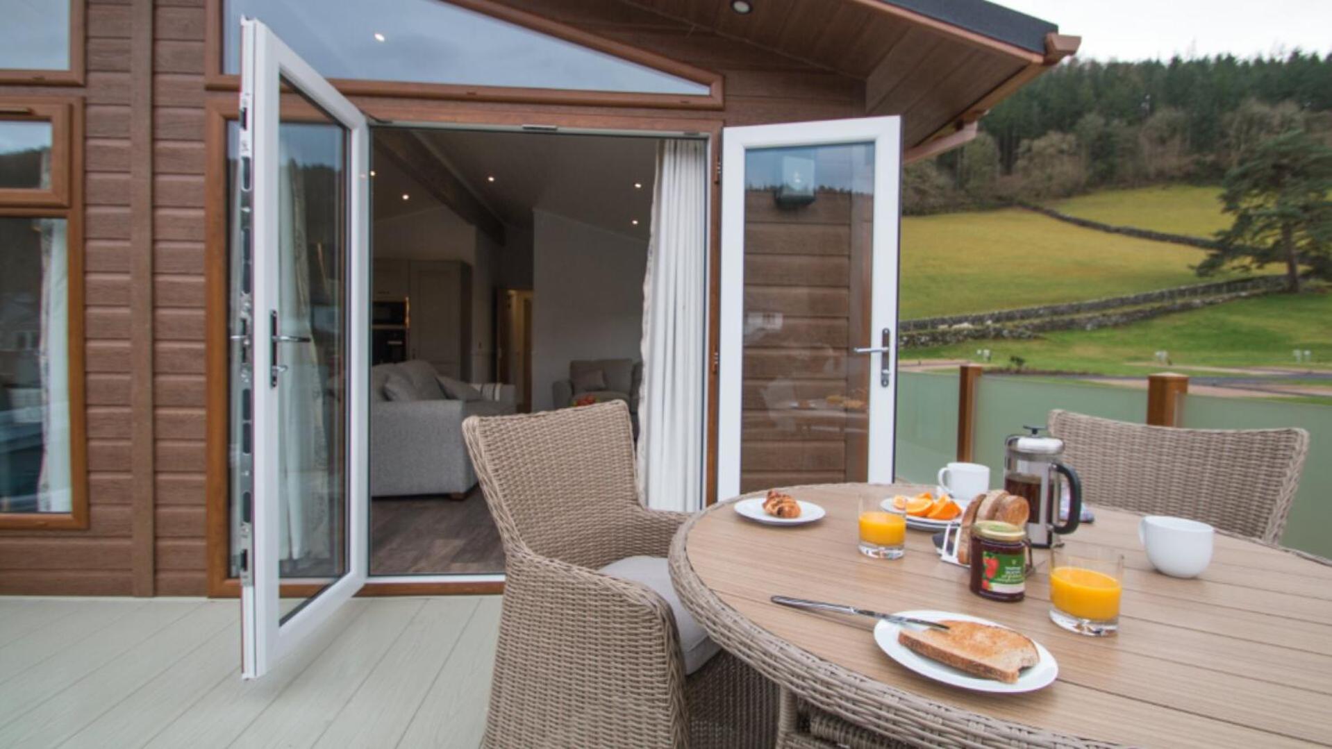 Llyn Padarn Lodge view 5