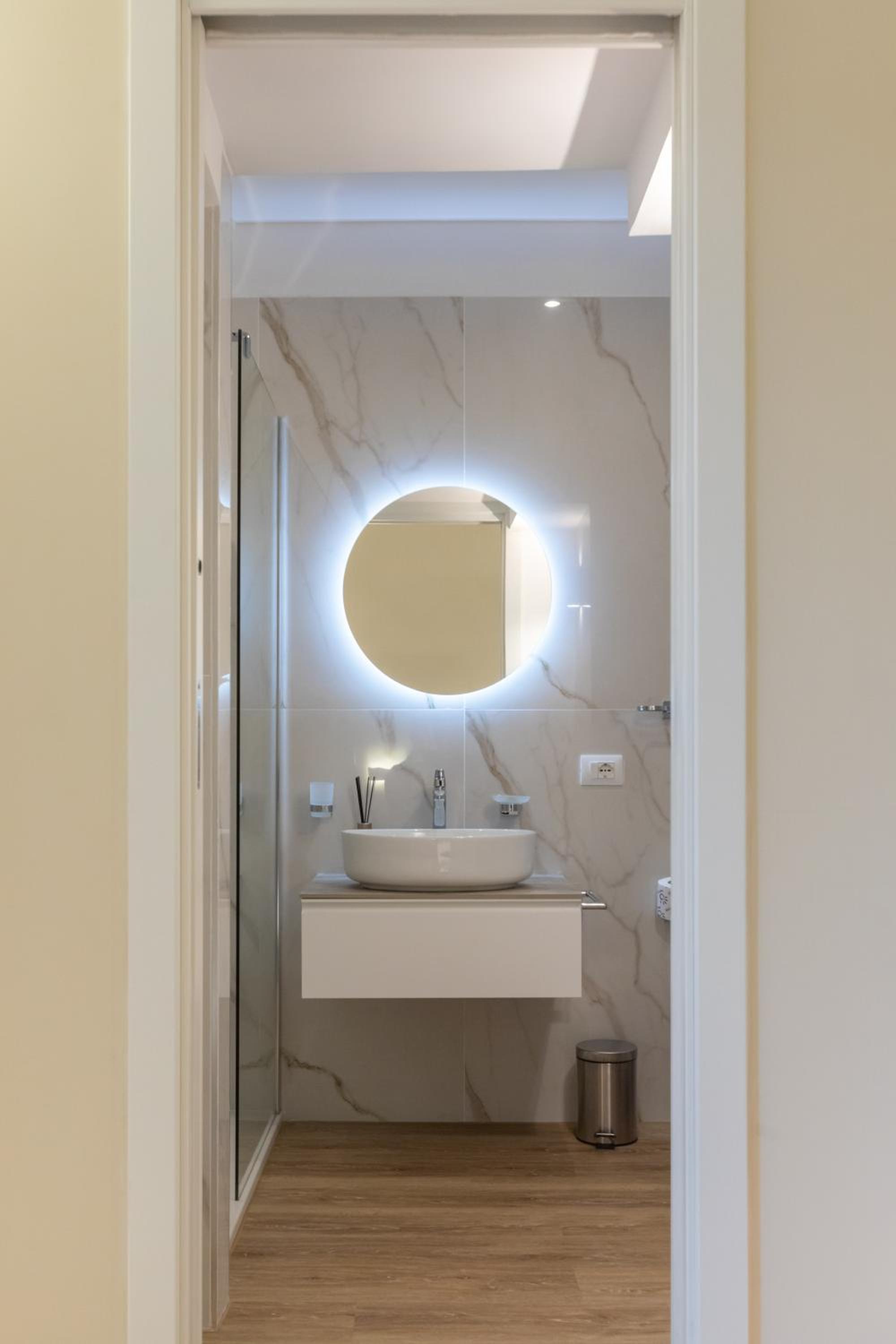 Elegantia Luxury Rooms