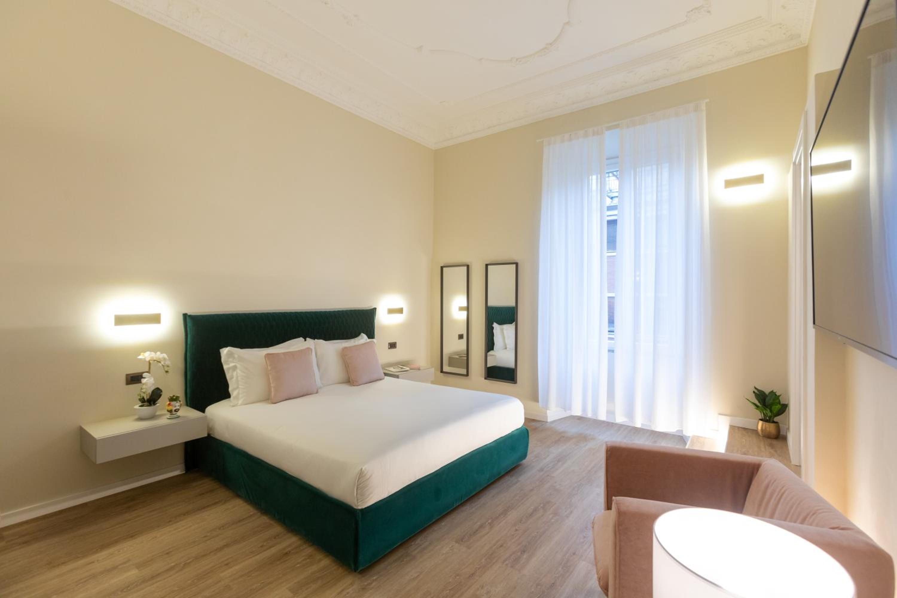 Elegantia Luxury Rooms
