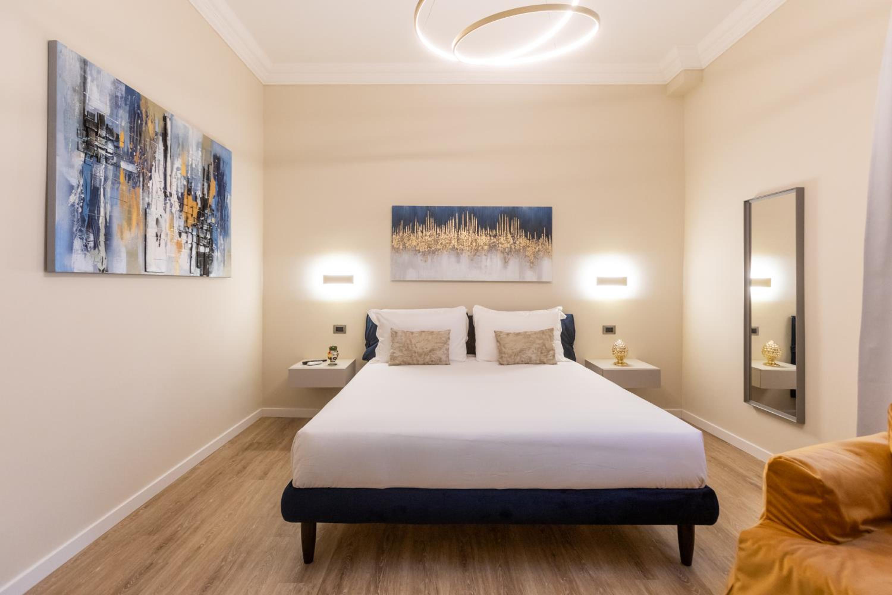 Elegantia Luxury Rooms