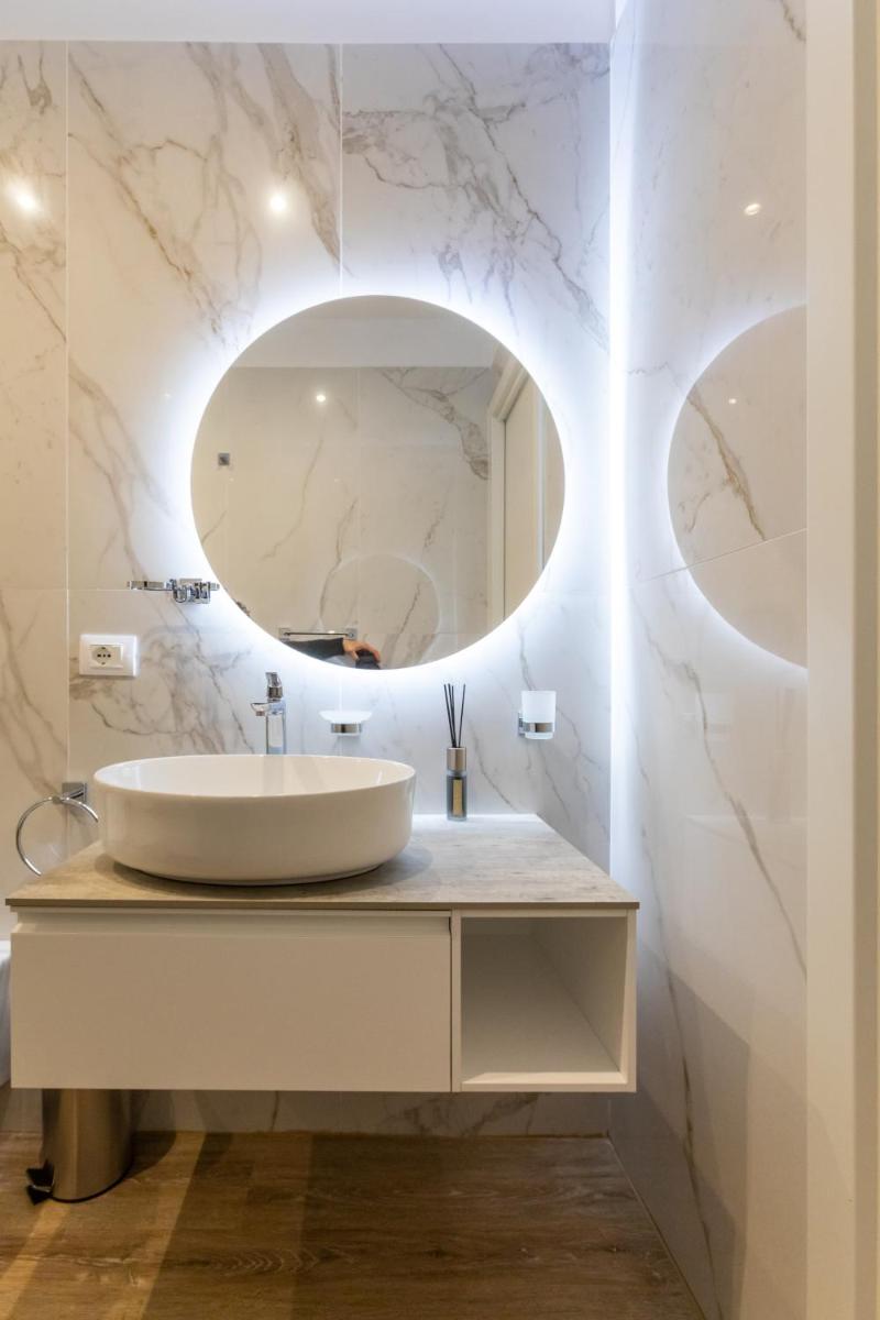 Elegantia Luxury Rooms
