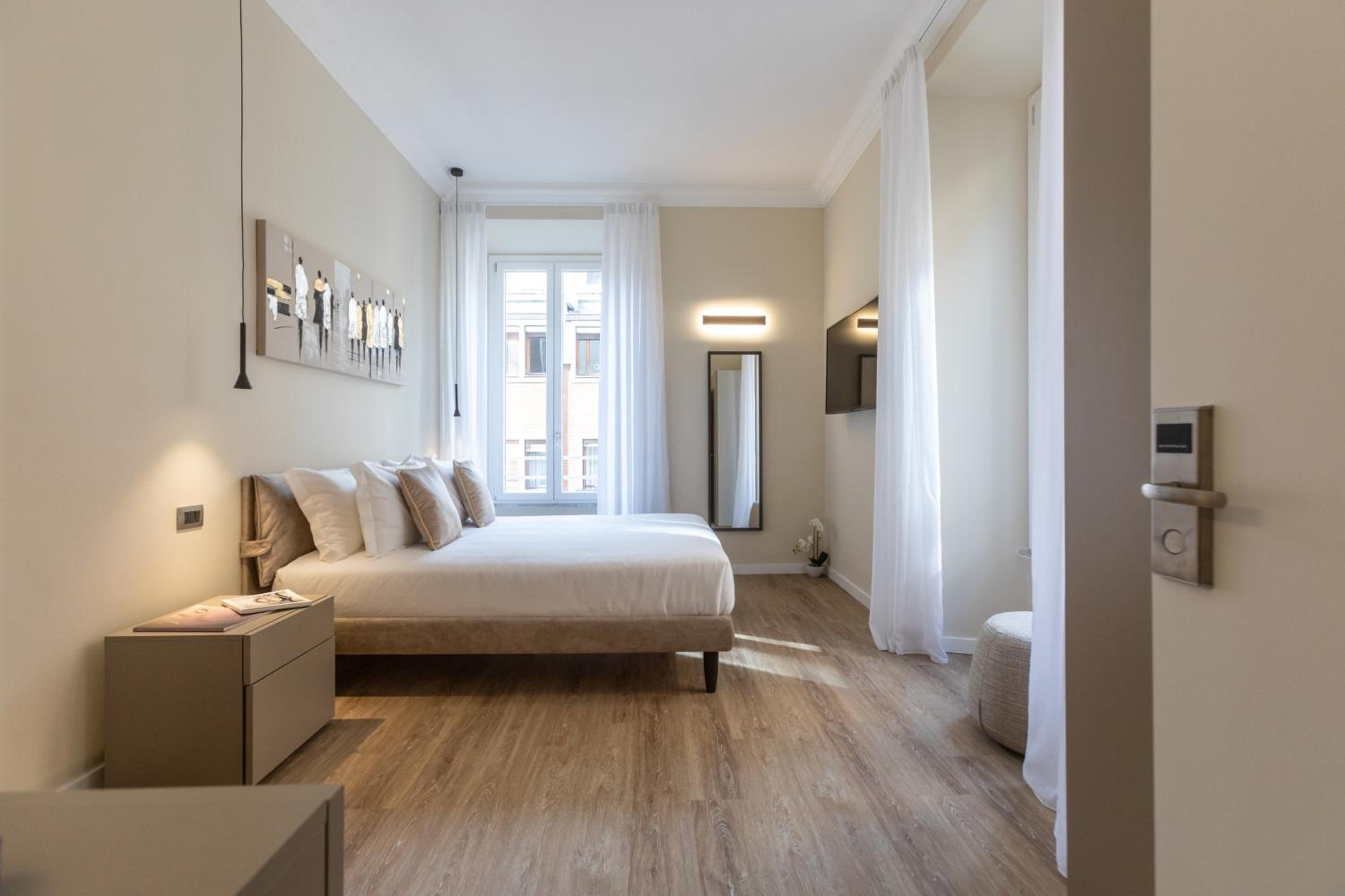 Elegantia Luxury Rooms