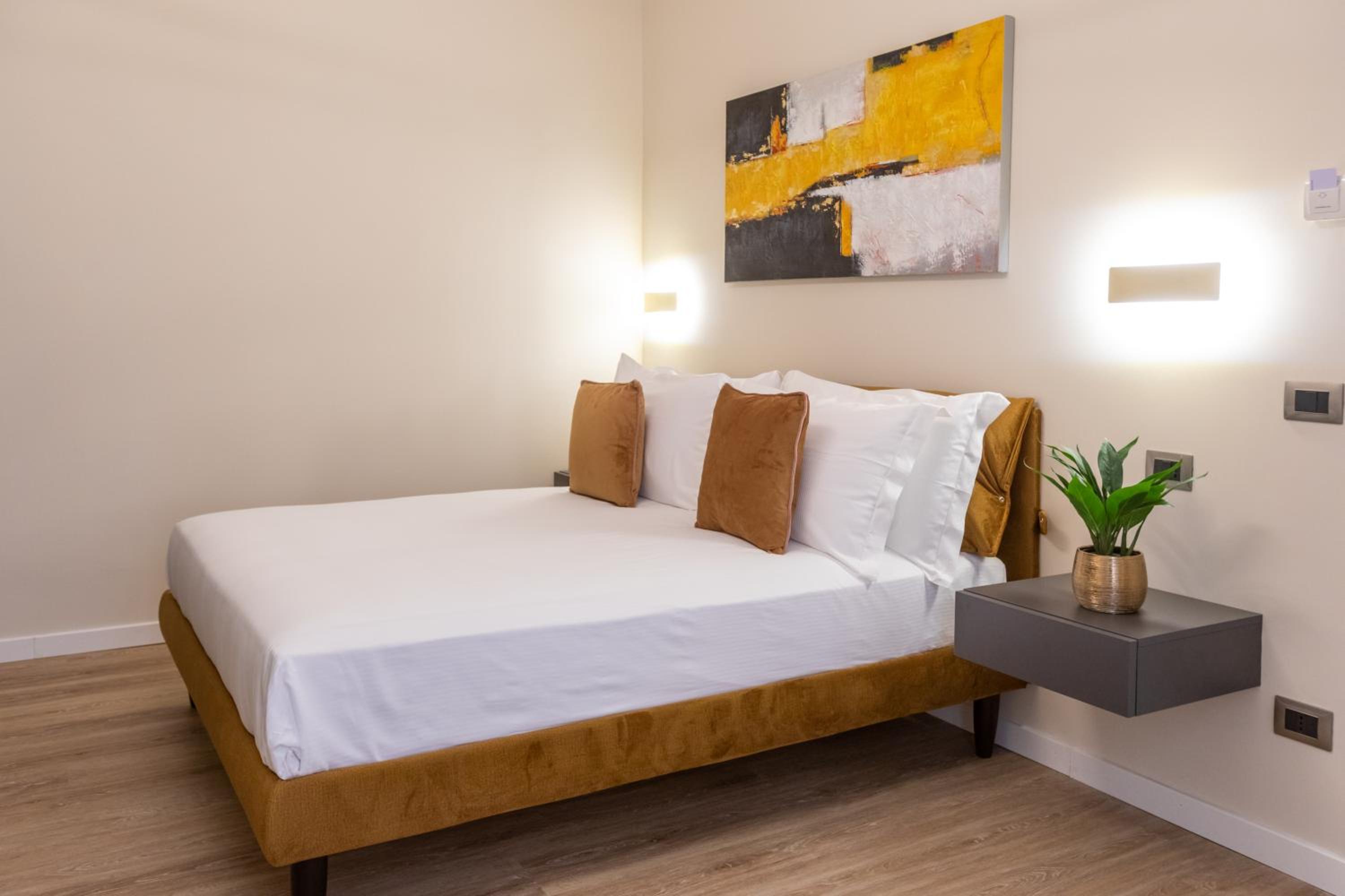 Elegantia Luxury Rooms