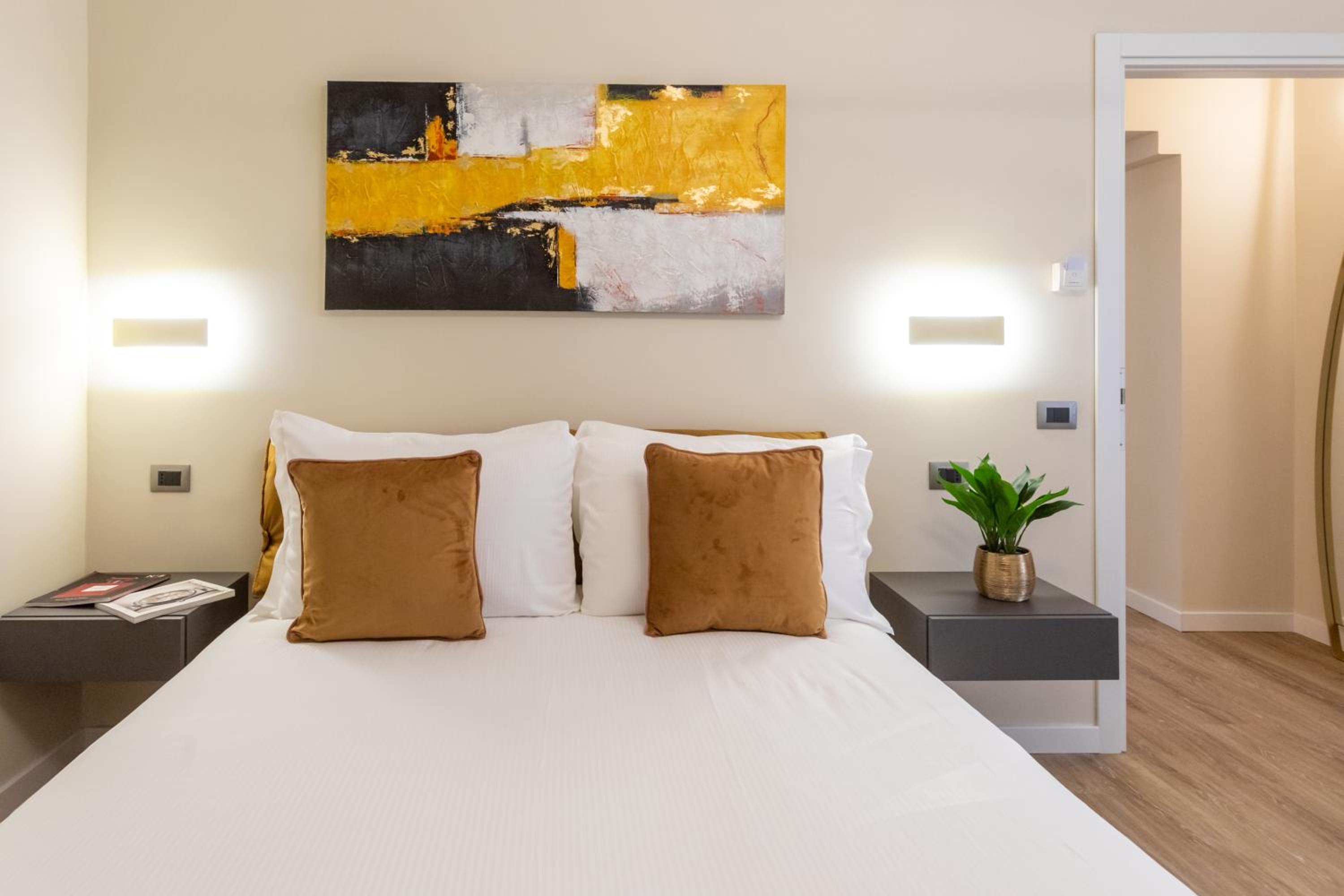 Elegantia Luxury Rooms