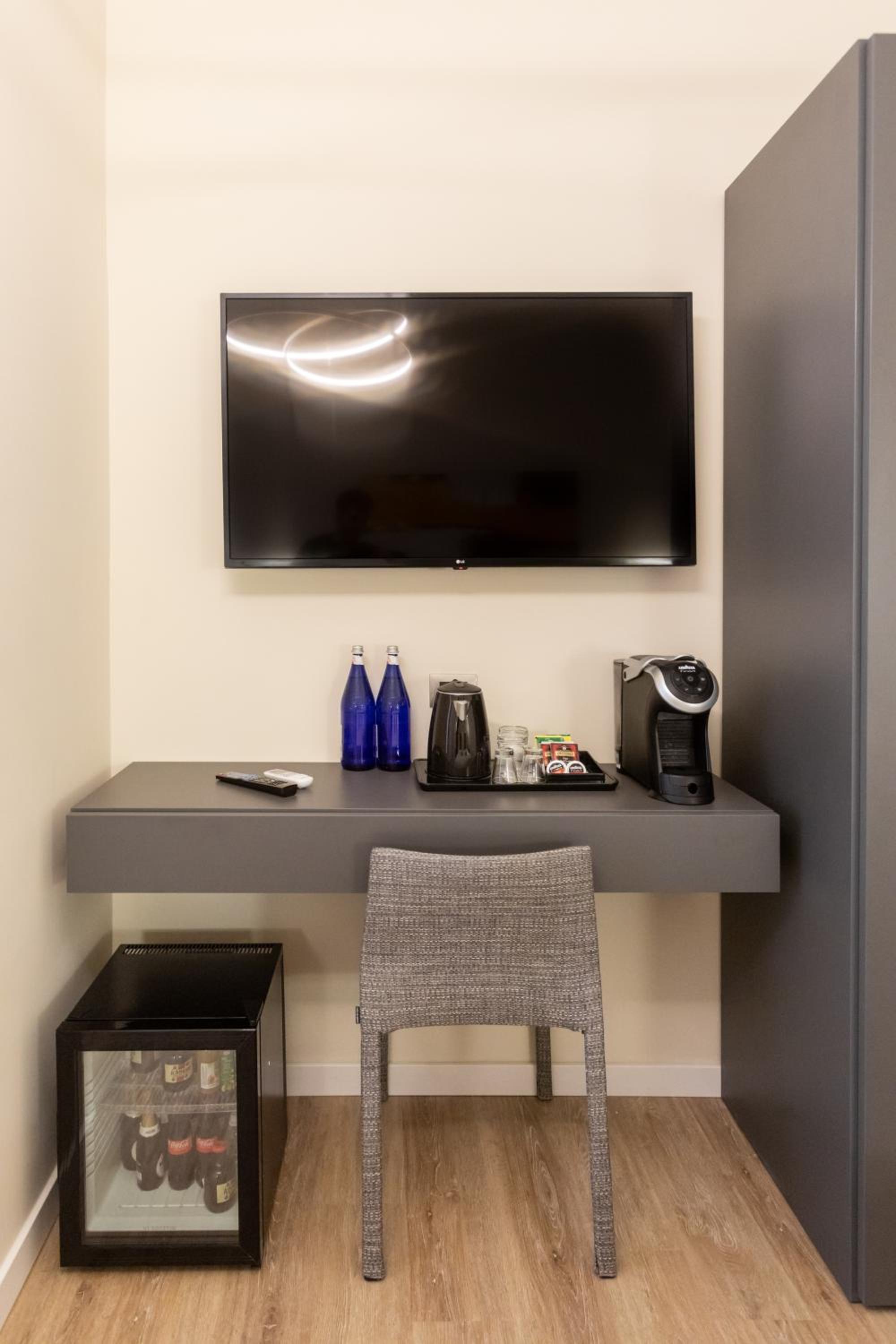 Elegantia Luxury Rooms