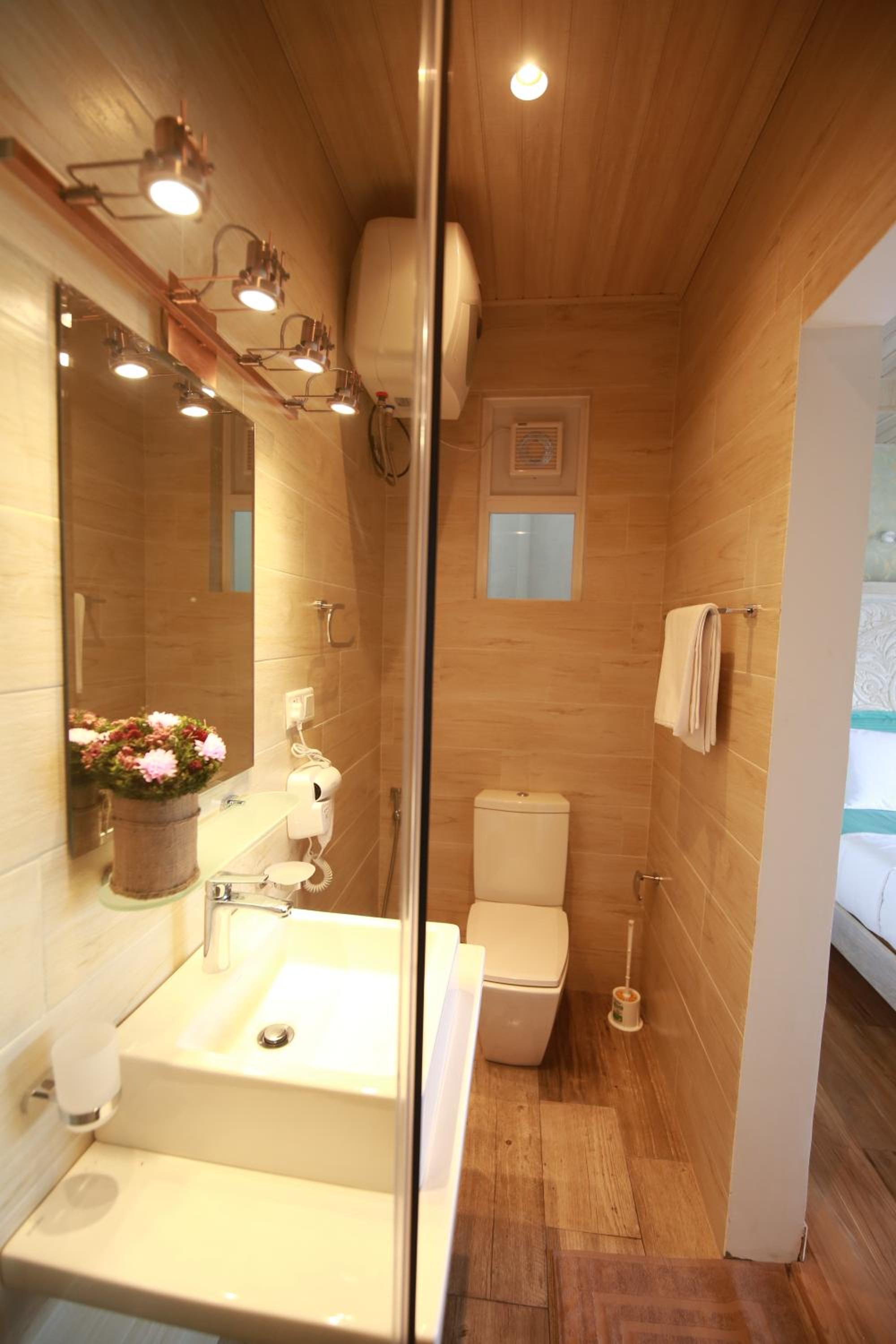 Knightsbridge Grand Apartment