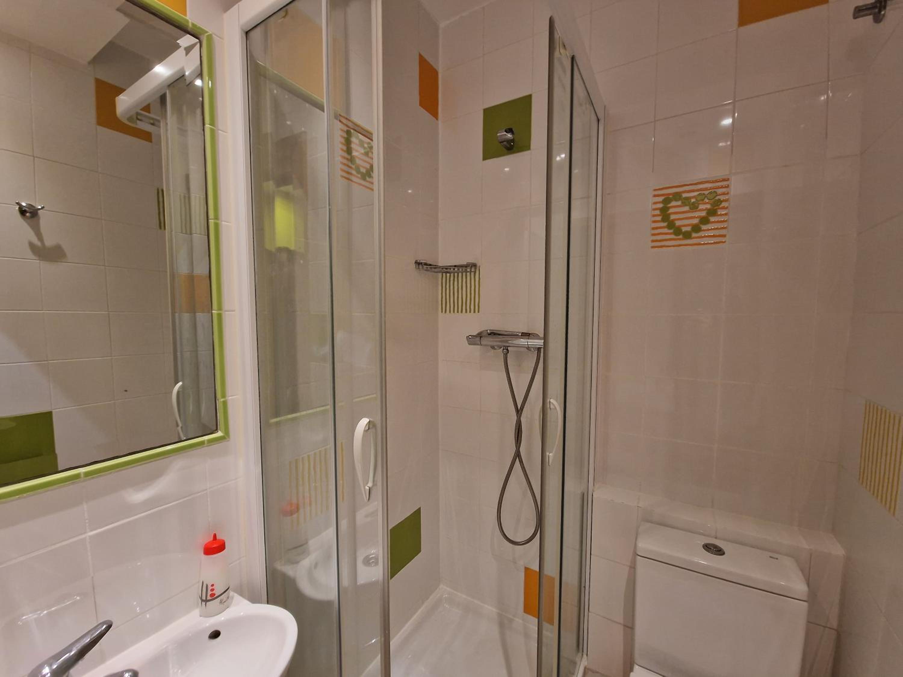 Pension Izar Bat Guesthouse