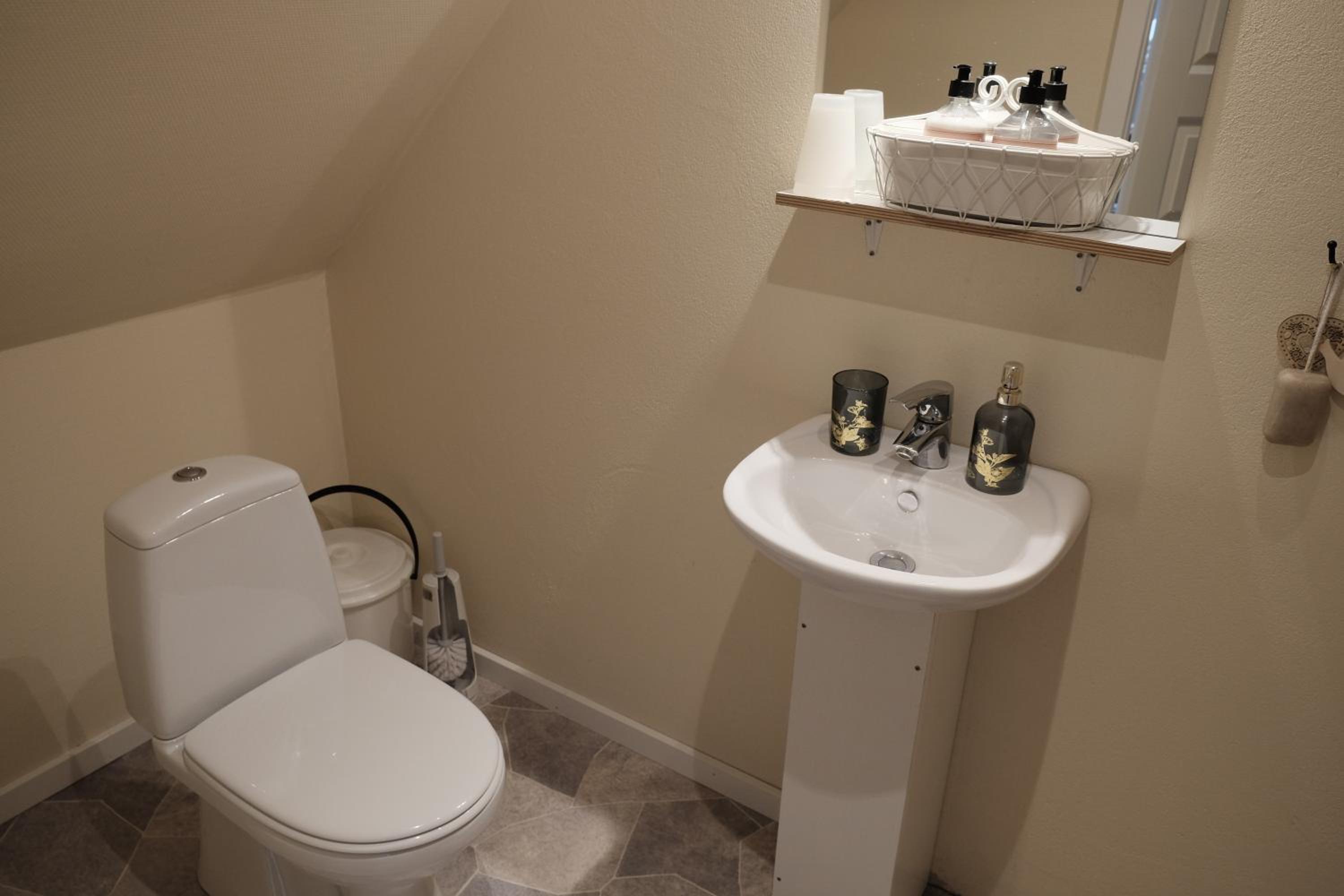 Photo 11
