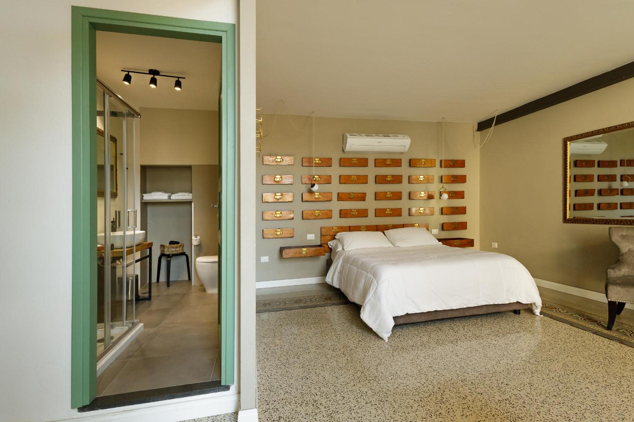 hotel room