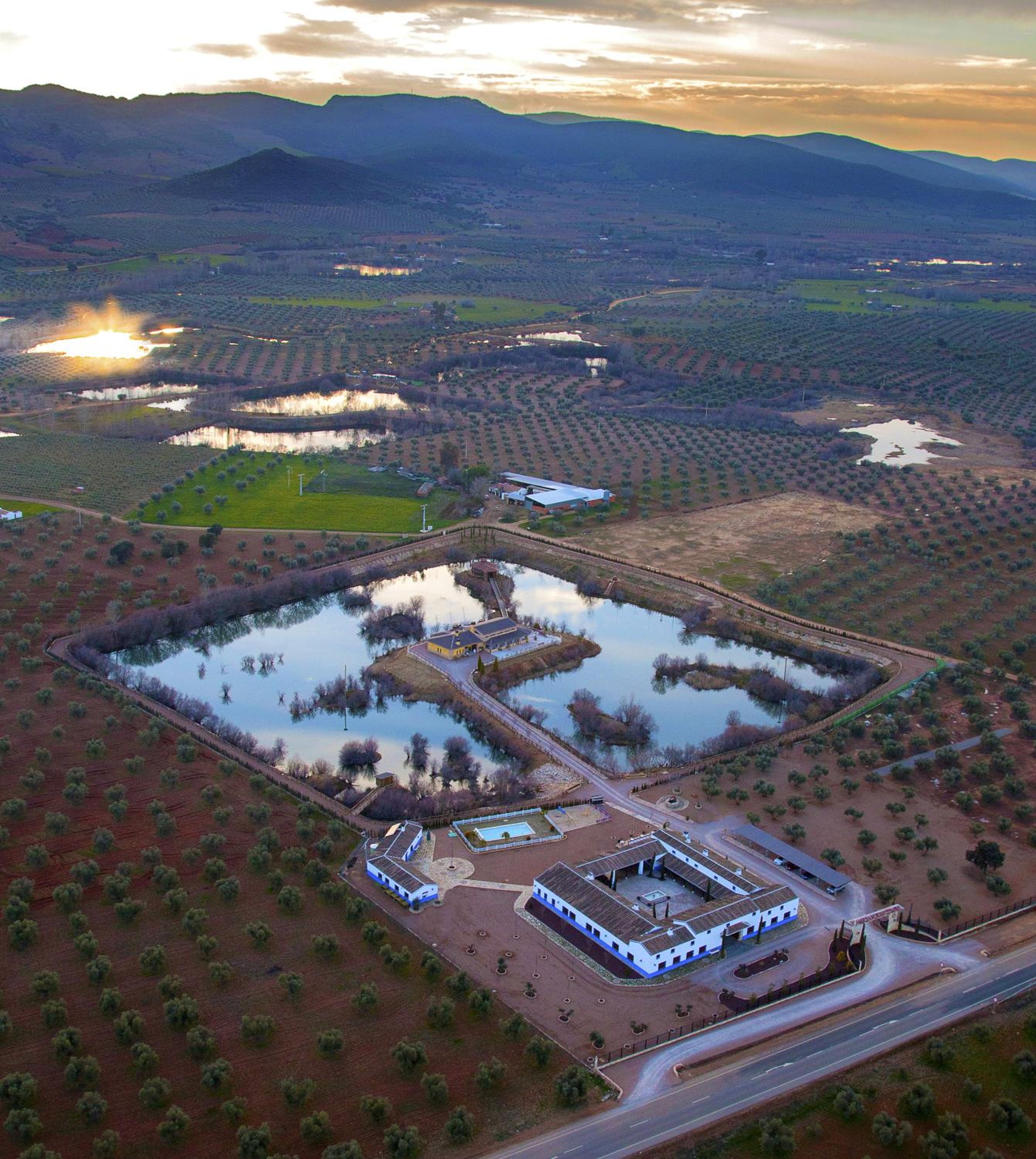 Complejo Turístico Rural Fuente Taray