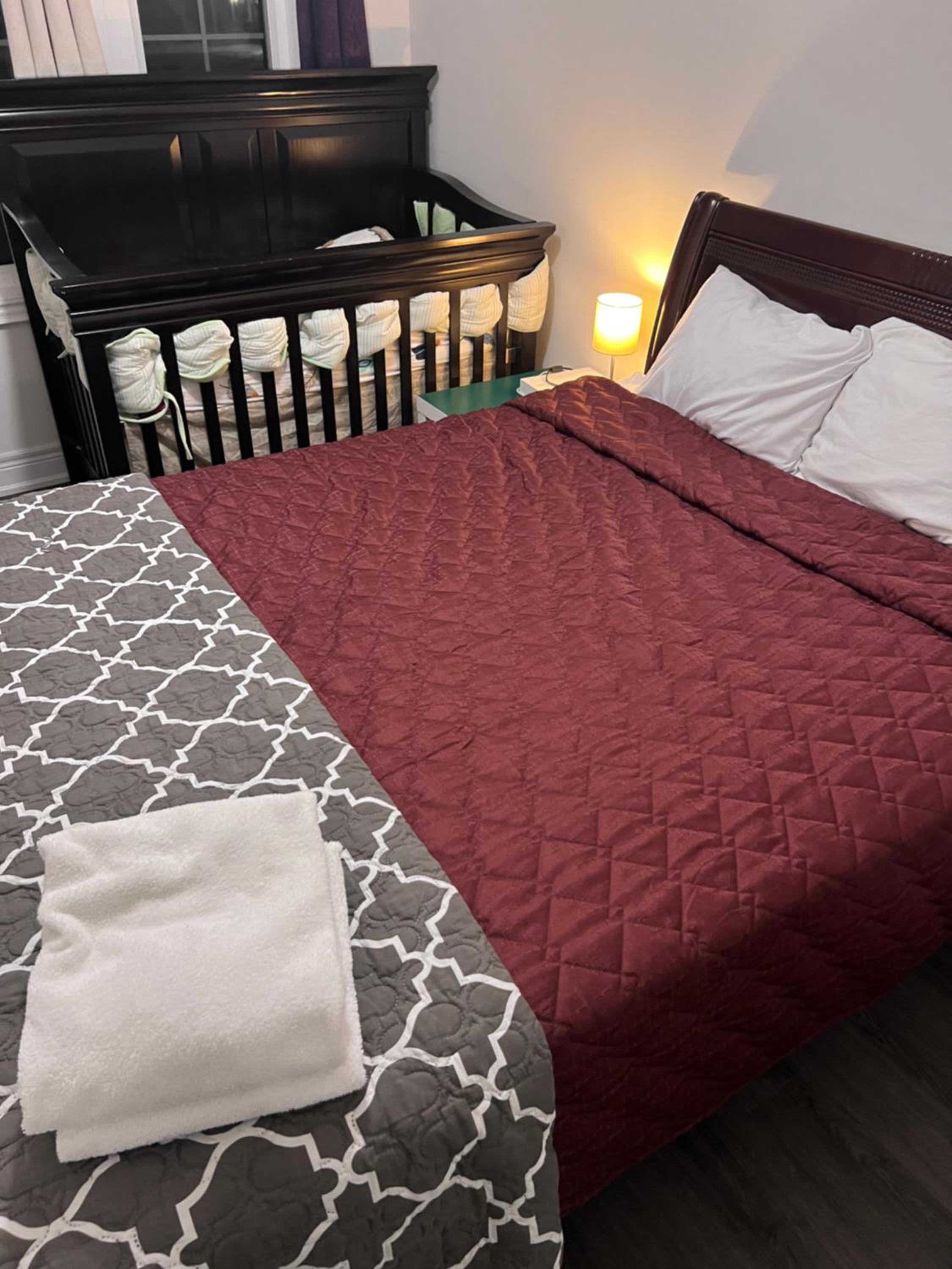 Executive Town Home-Mountain View-Historic Snowbridge Village, Walking Distance to the Resort