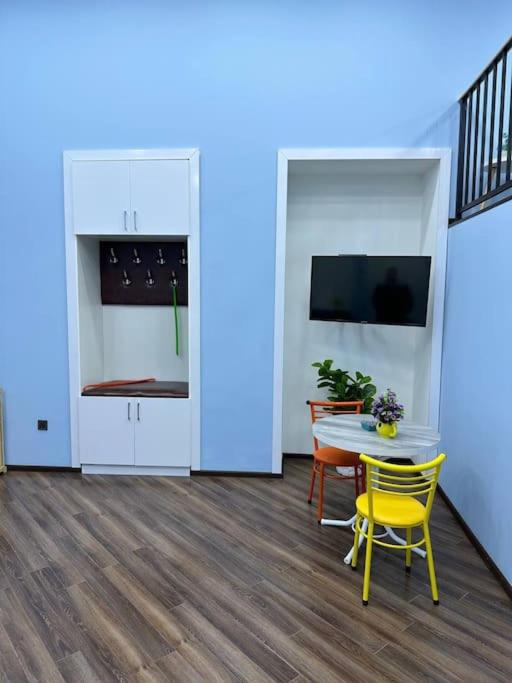 Turquoise Apartment