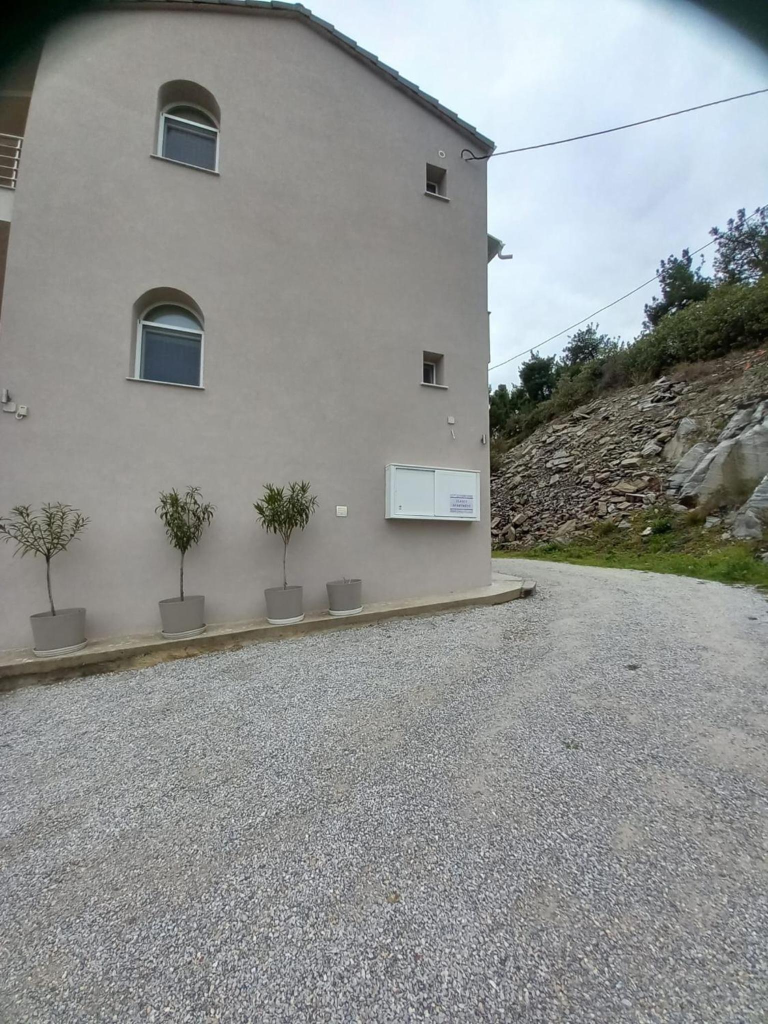 Elenis House photo 1