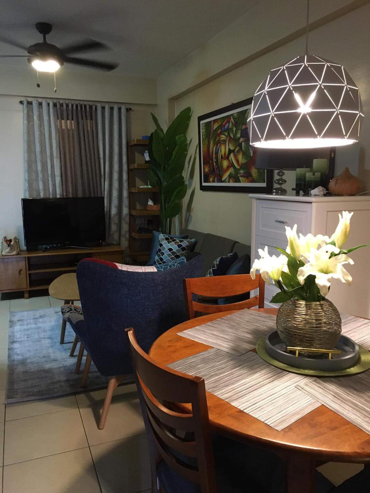 FULLY FURNISHED 2 BEDROOM next to SM FAIRVIEW and TERRACES QC by The Redwoods view 2