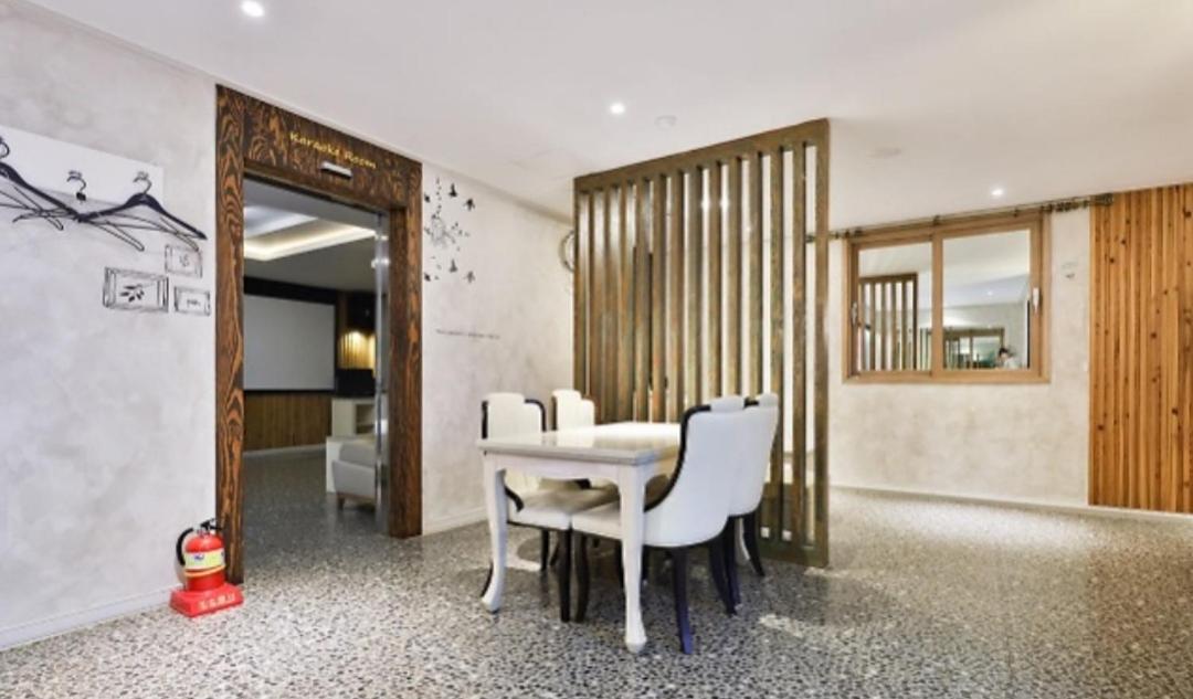 Time Hotel